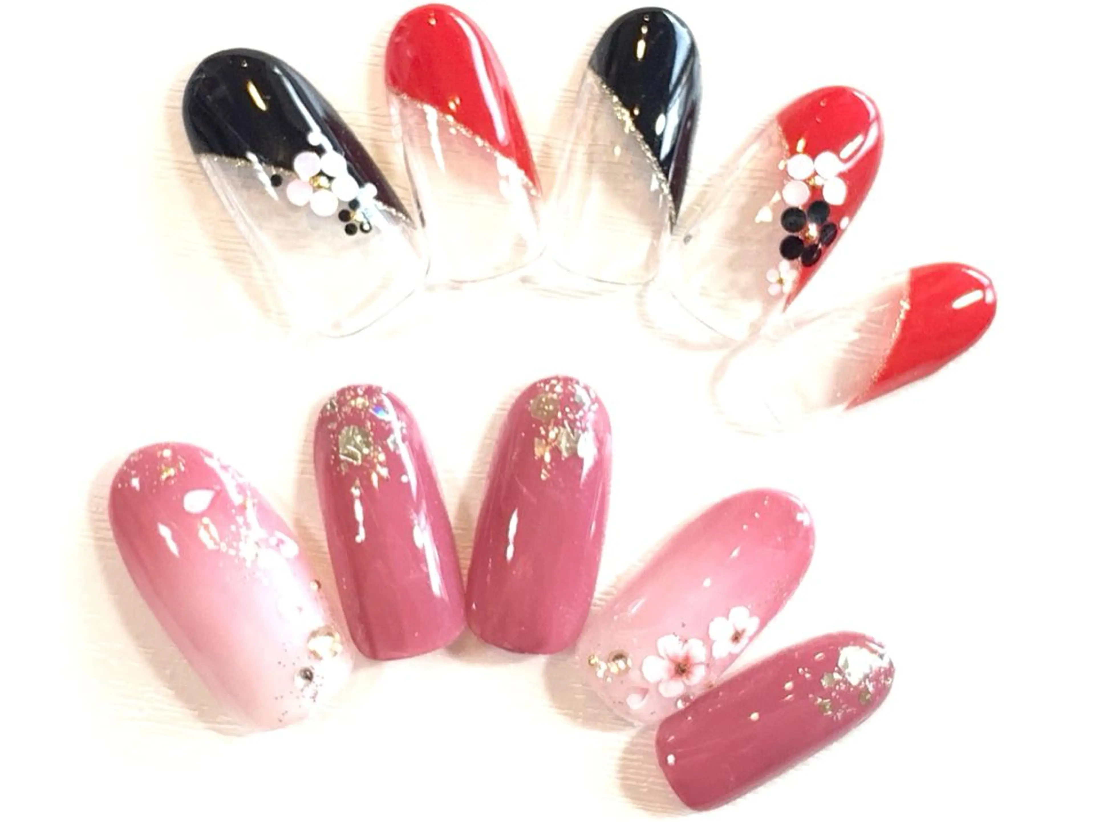 ネイル @.Freestyle 【フリースタイル】所属・根本 奈美のネイルデザイン