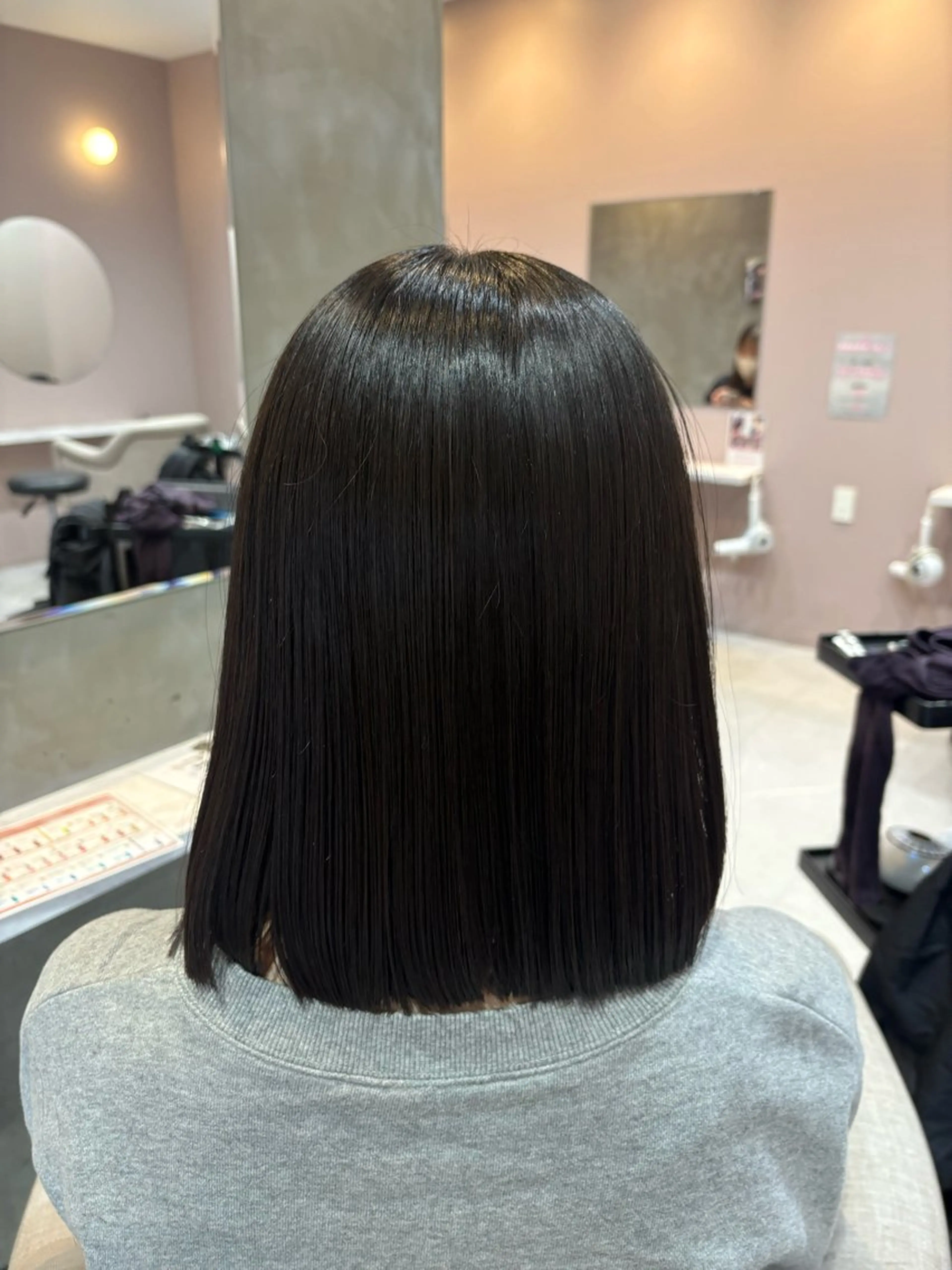 ミディアム カット ヘアカラー トリートメント 💎曲がる縮毛矯正/ 💎毛流れ/縮毛矯正のヘアスタイル