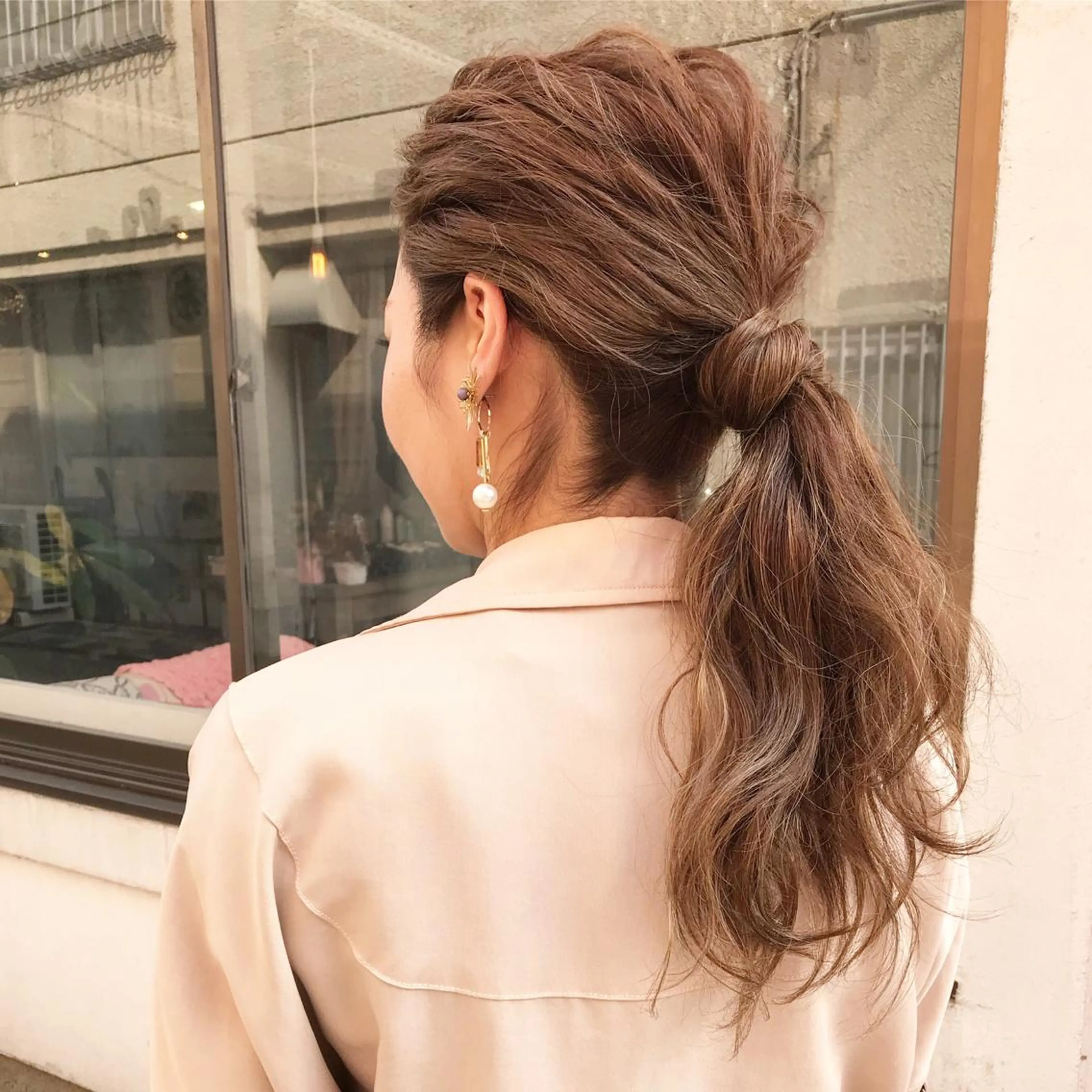 ロング カラー ヘアアレンジ バレイヤージュ ブリーチ グラデーションカラー ハイライトカラー ハイトーンカラー Mariana/ 鶴原-ハイライトのヘアスタイル