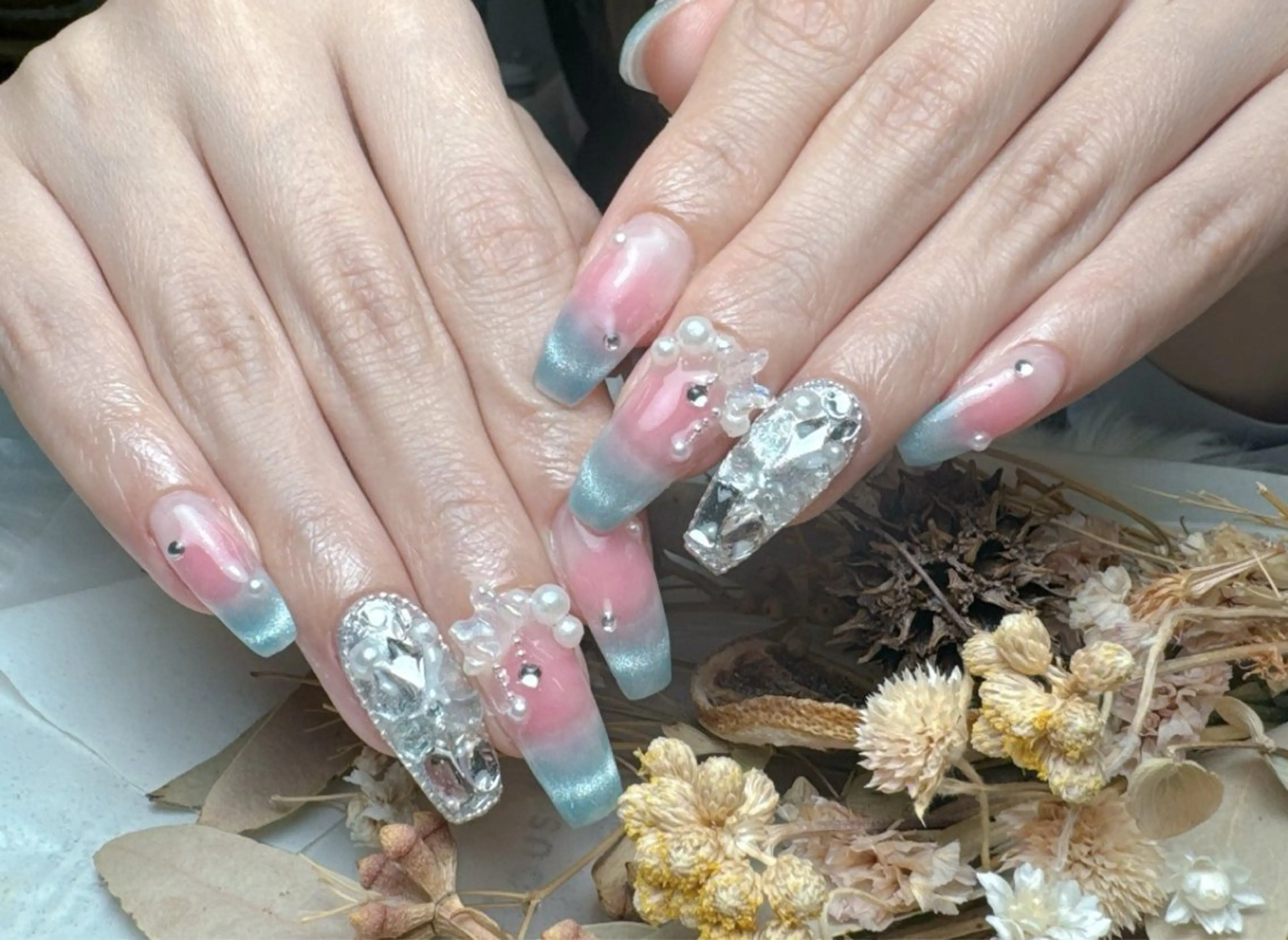 ネイル ハンドネイル ハンドケア cat‘s nail🐈‍⬛のネイルデザイン