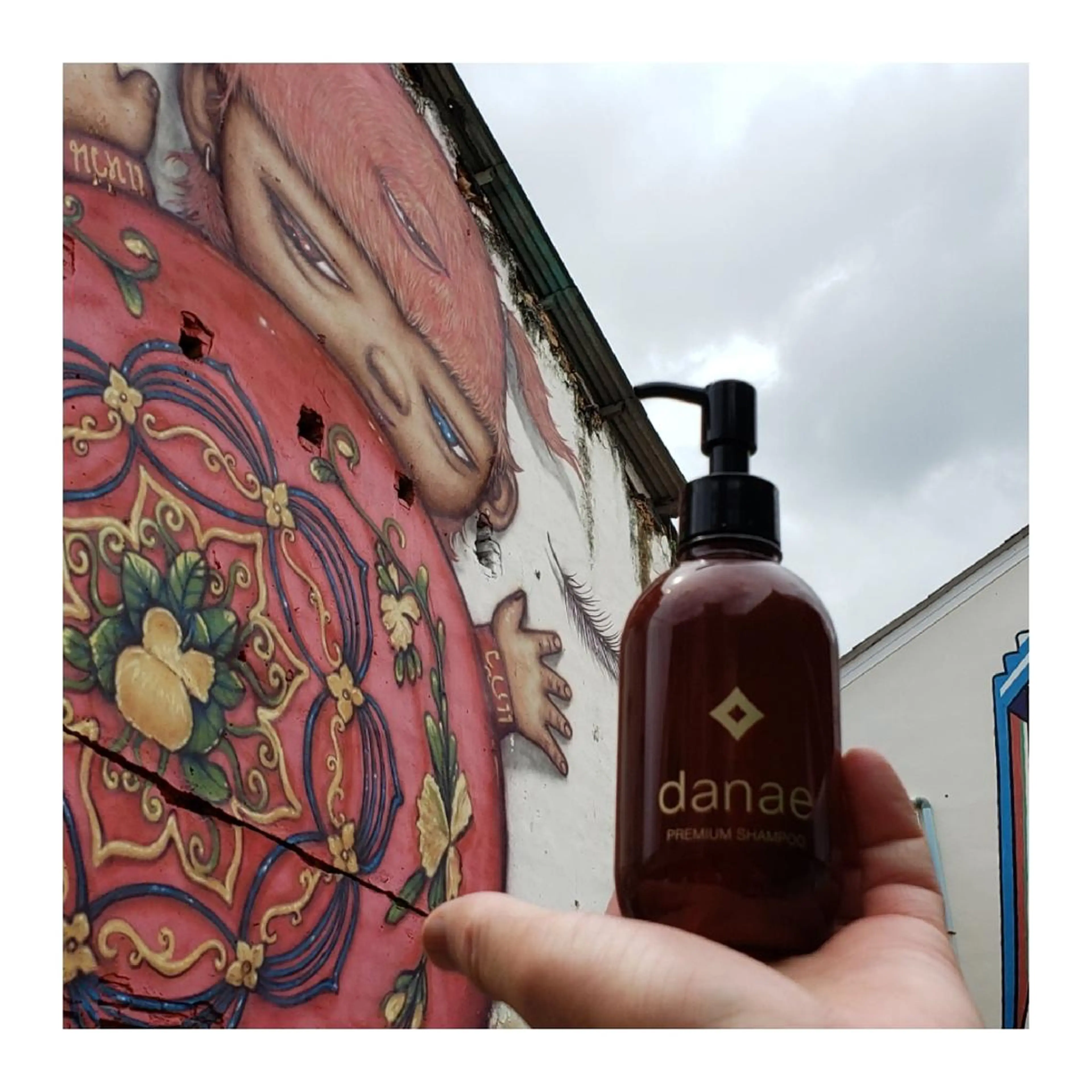 セミロング カラー ブルーカラー トリートメント 髪の病院ルーミールーム所属・髪の病院  ルーミールームのヘアスタイル