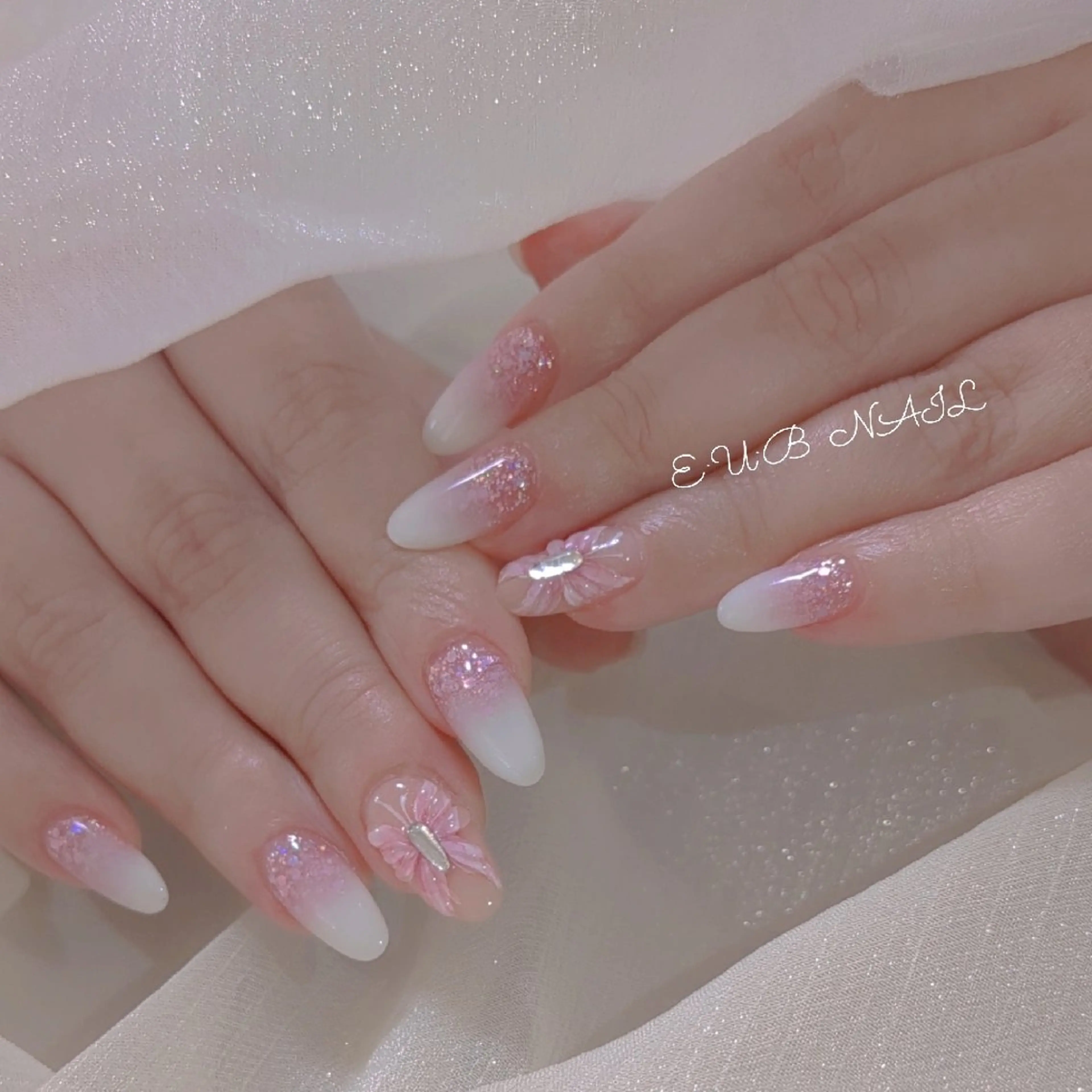 ネイル ハンドネイル E·U·B ネイル所属・横浜市中区曙町 E·U·Bネイルのネイルデザイン
