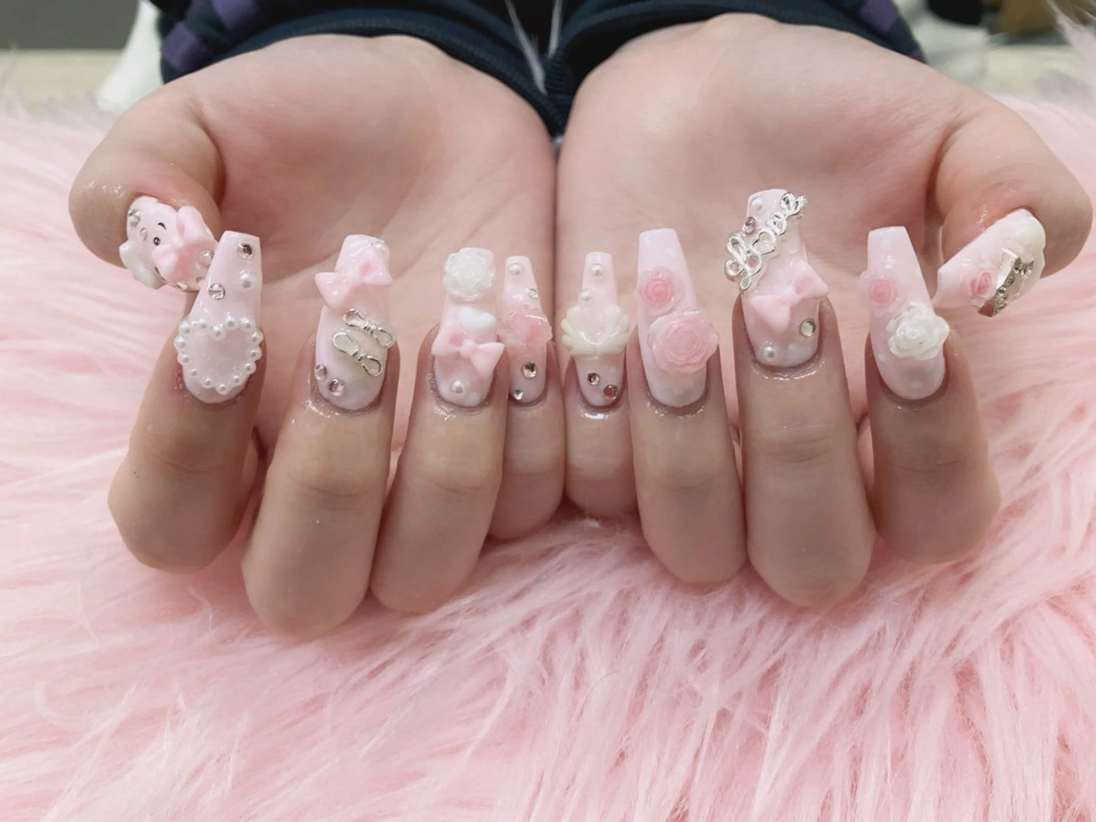 ロング ハンドネイル 💜MIYA nail川崎店のネイルデザイン