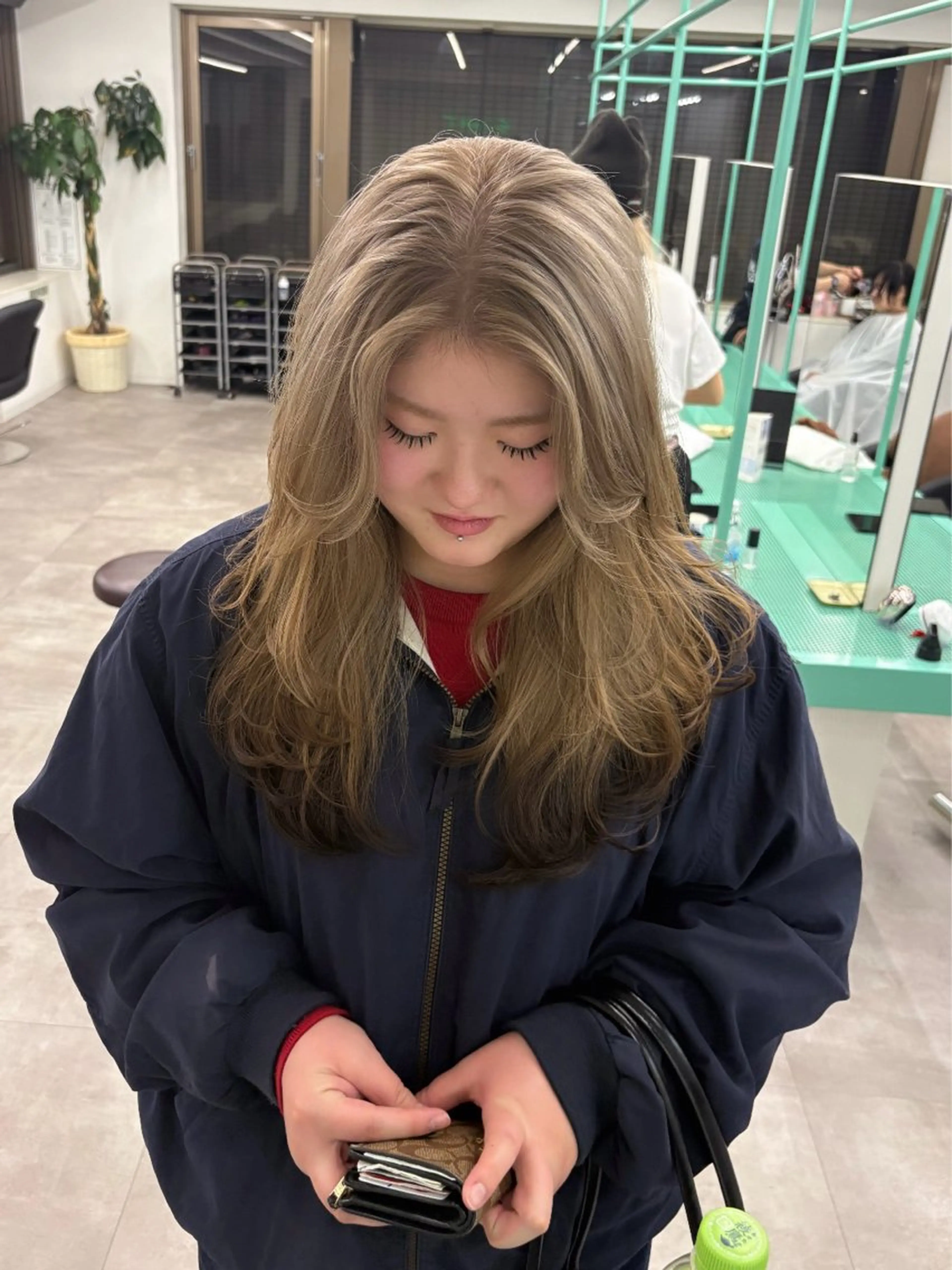 ロング レイヤーカット ヘアカラー Ⓜ︎iyu🌊/ハイ ライト/海外風カラーのヘアスタイル