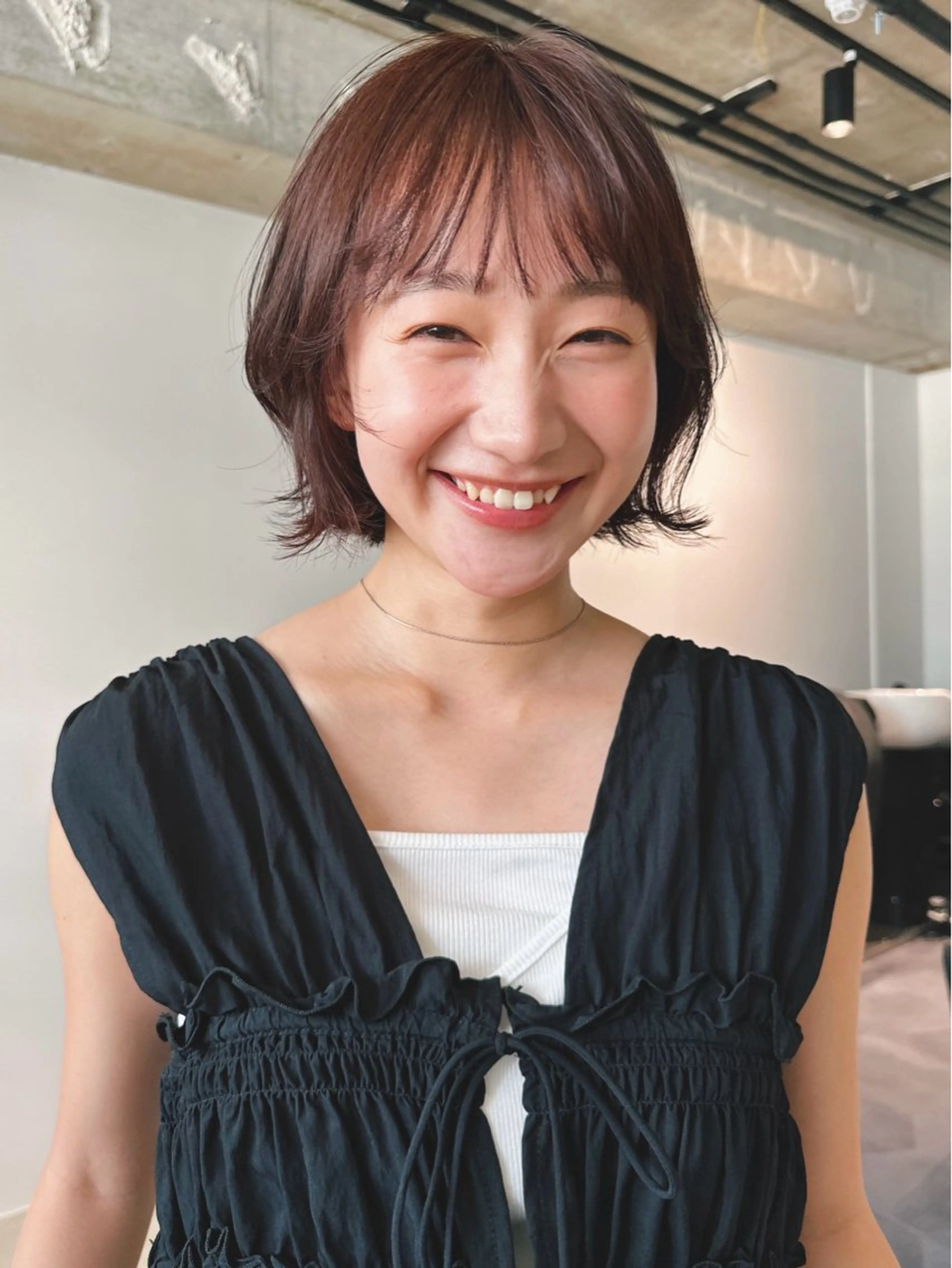 ショート カラー パーマ 🫧小顔×似合わせ× 透明感カラー🫧のヘアスタイル