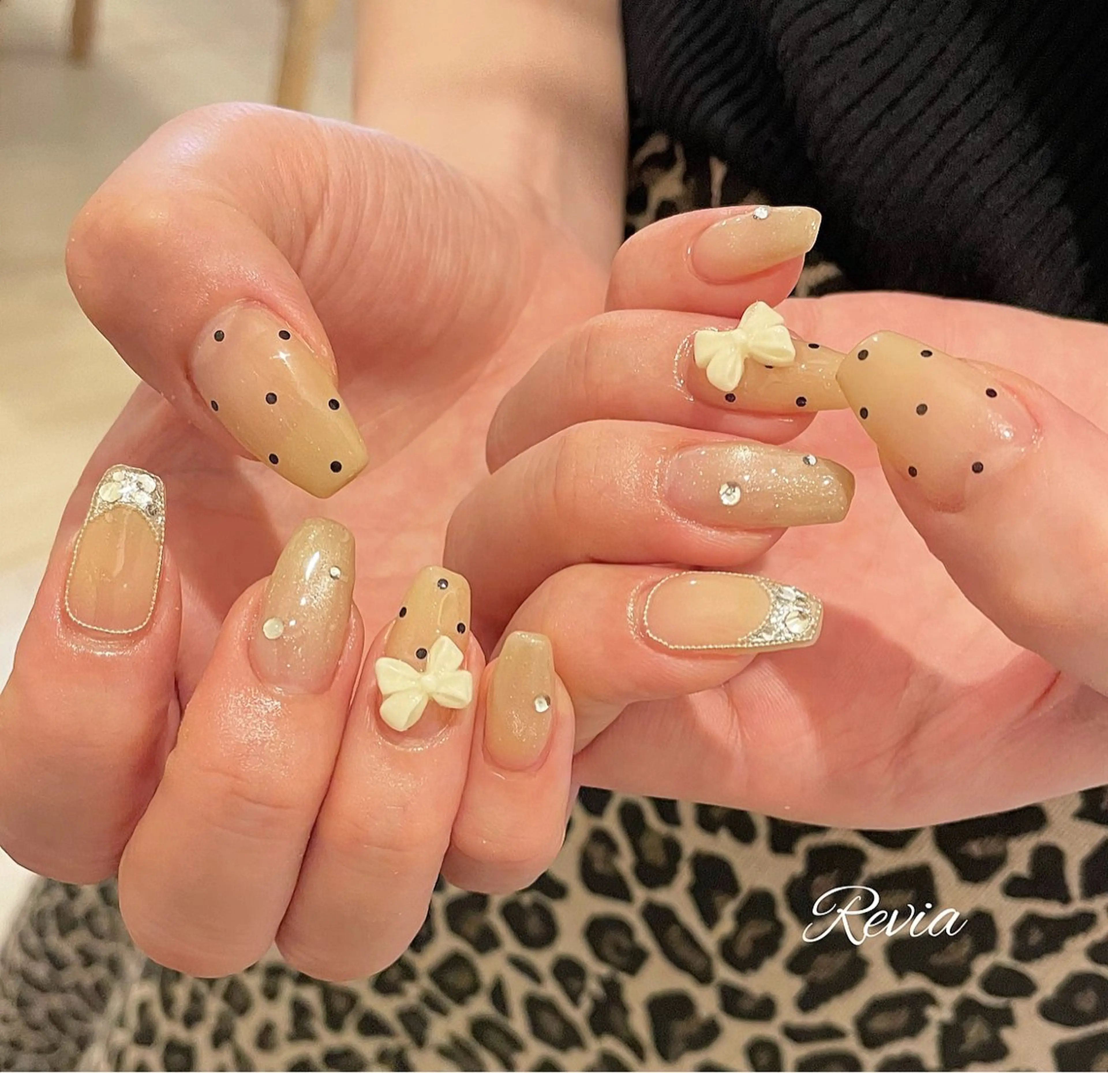 ネイル ハンドネイル revia所属・ERI Nailistのネイルデザイン