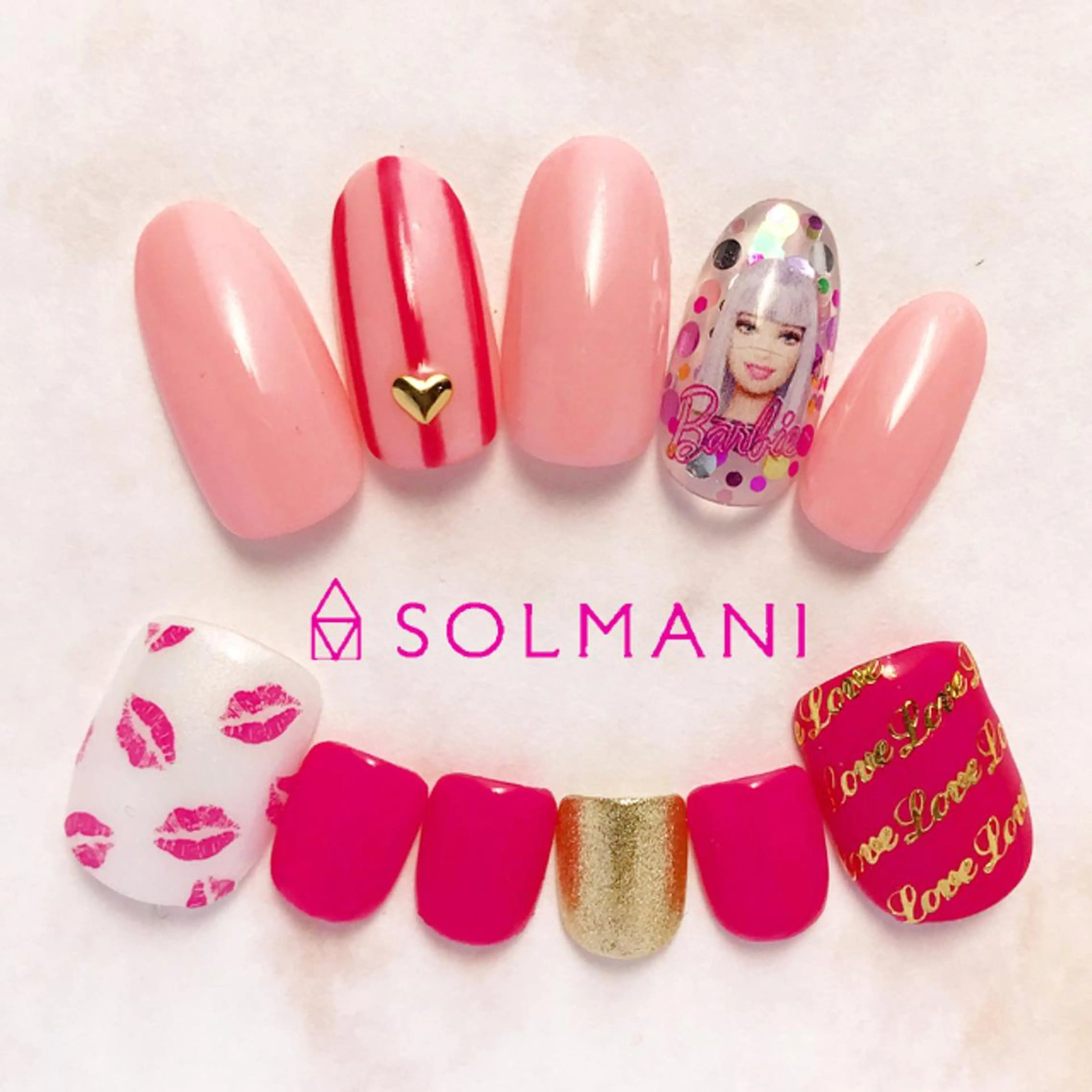 ネイル SOLMANI 予約担当のネイルデザイン