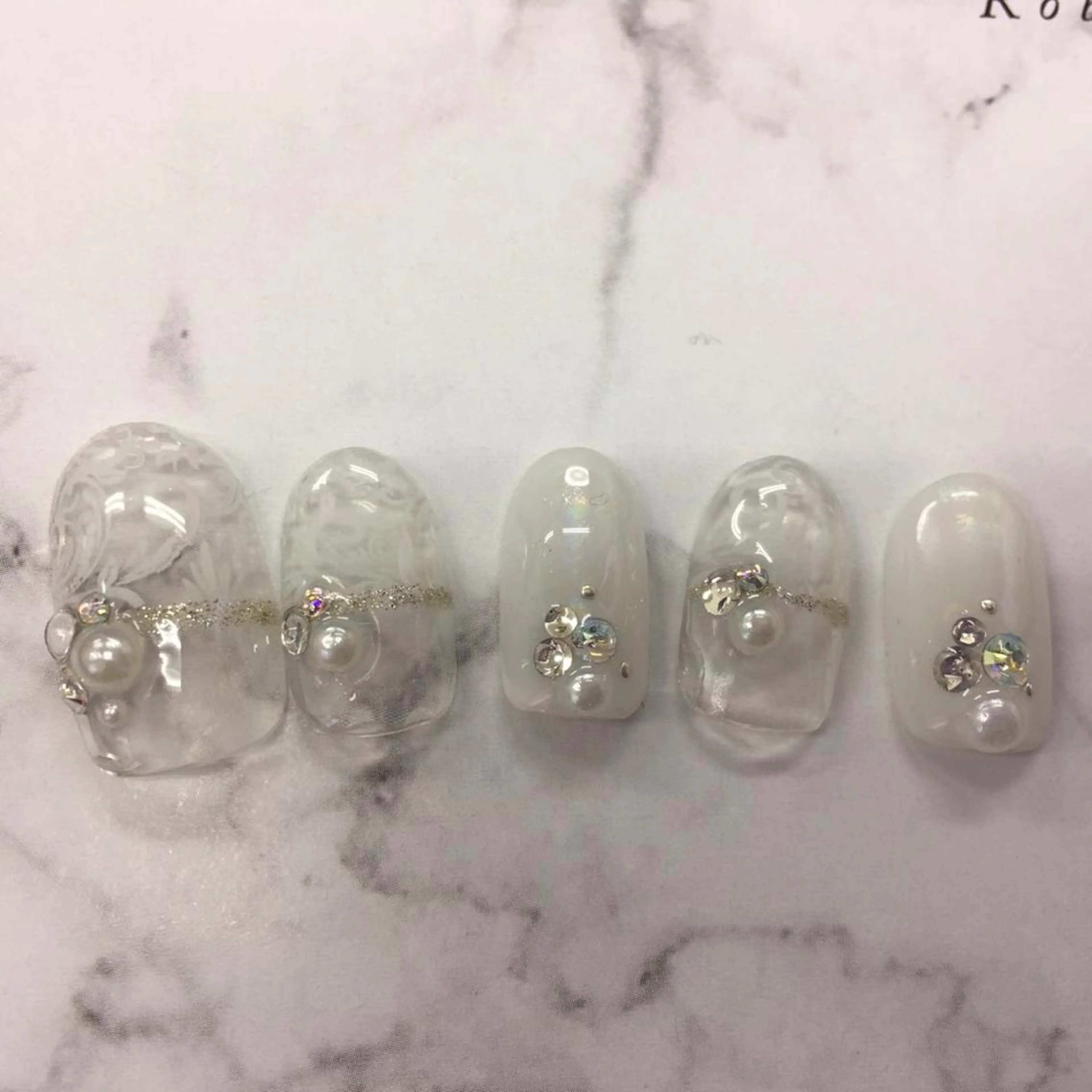 ネイル Olivia アイラッシュのマツエク・マツパデザイン