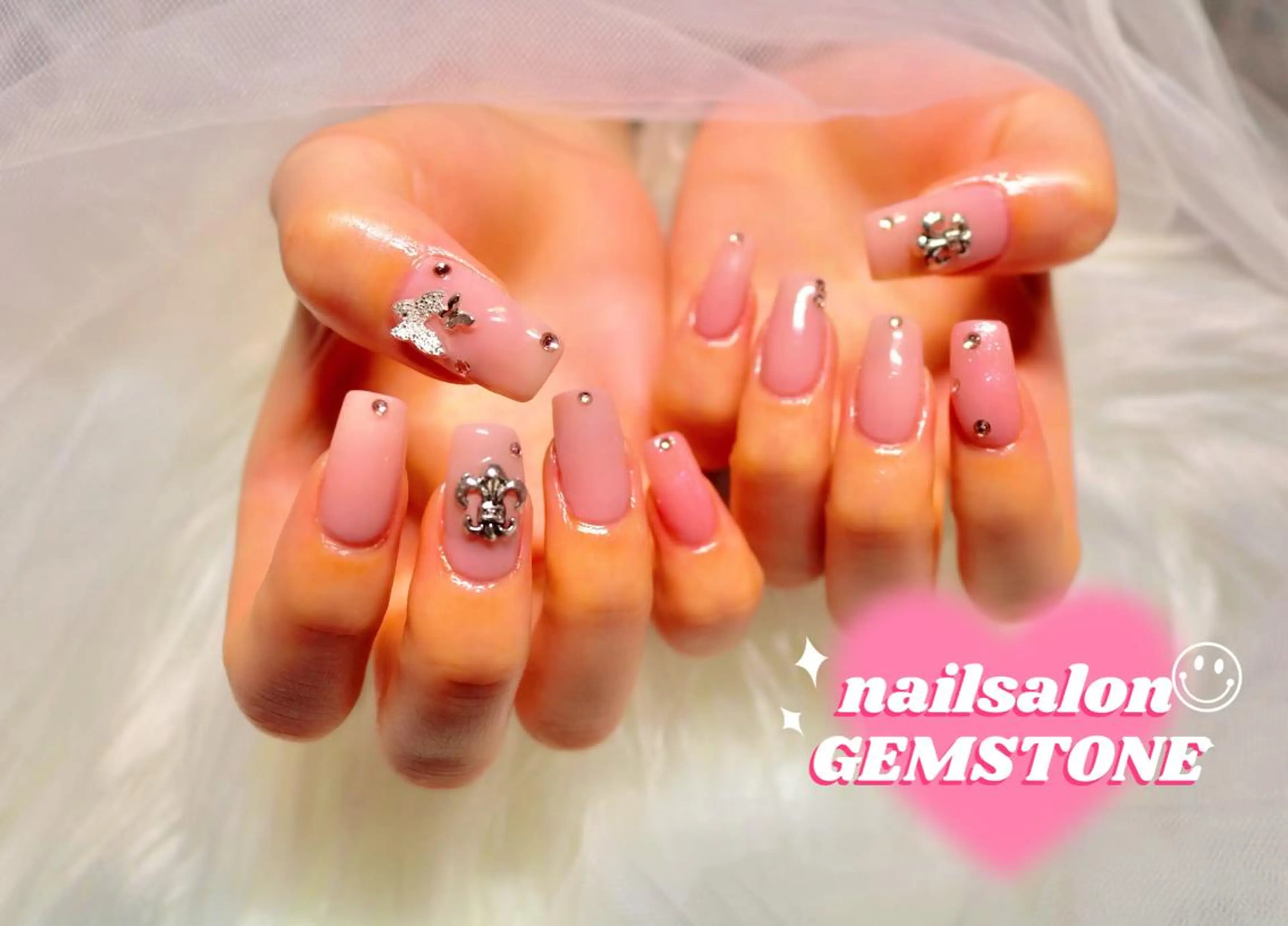ネイル nailsalon GEMSTONEのネイルデザイン