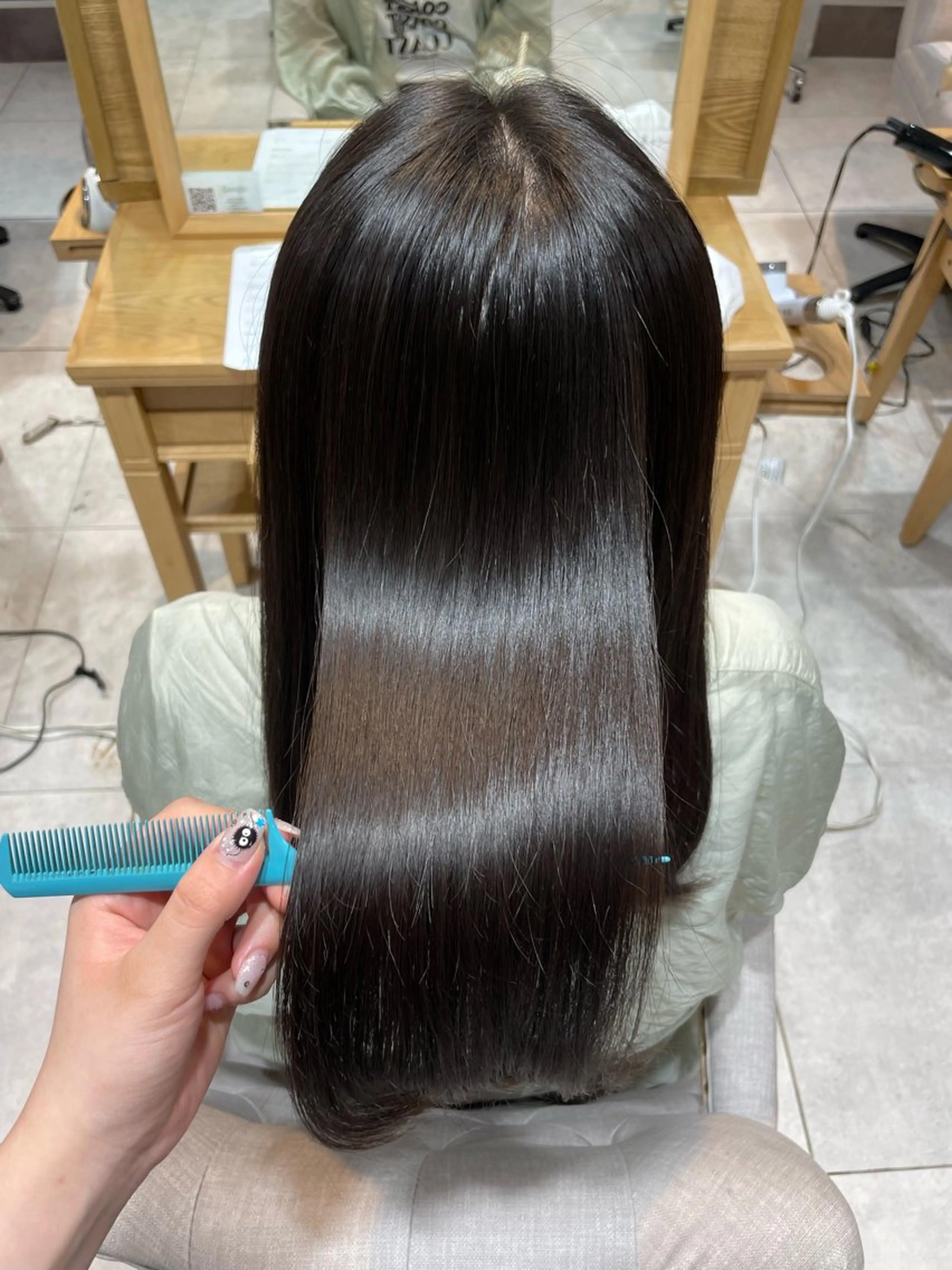 セミロング パーマ 縮毛矯正 トリートメント 遠藤 星李のヘアスタイル