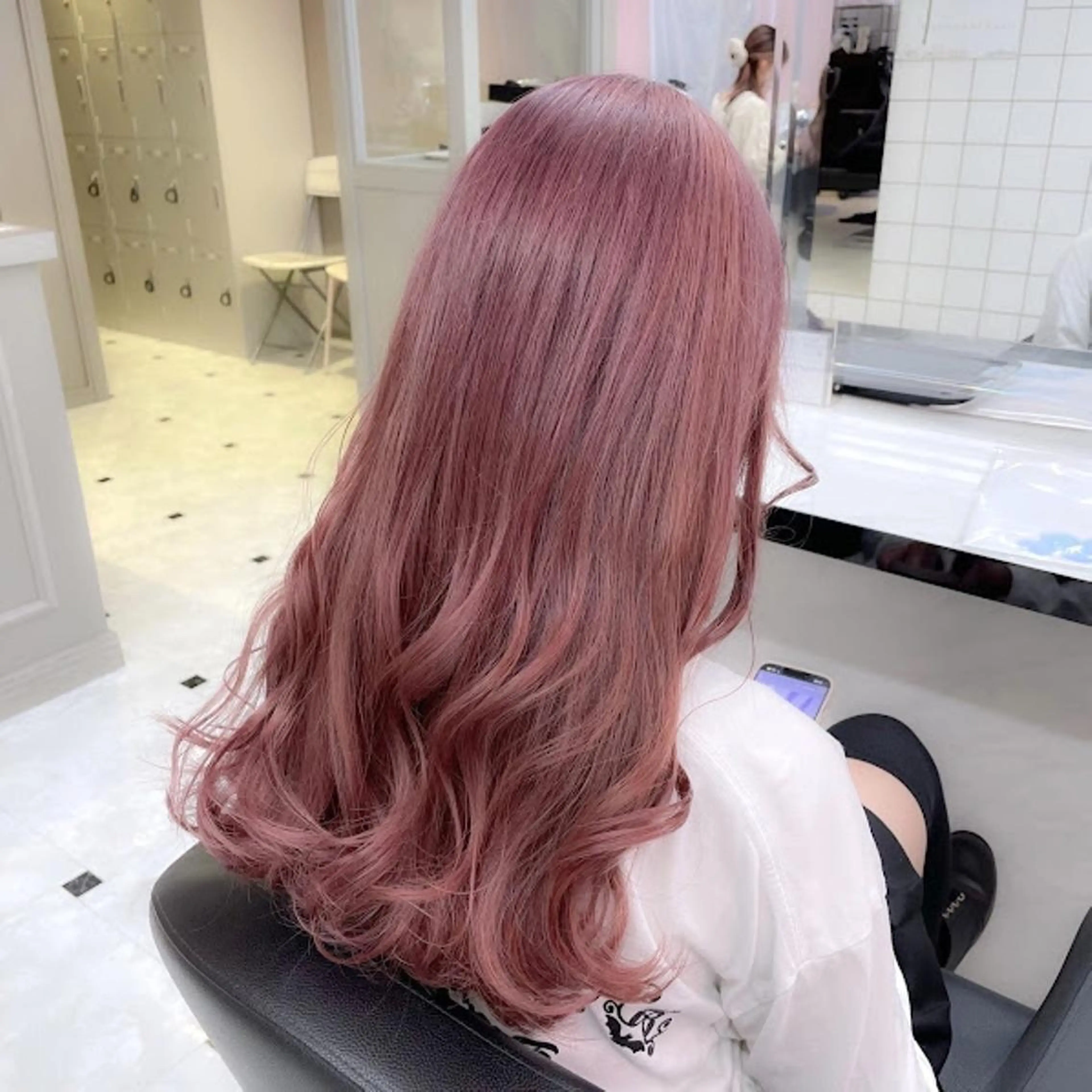 カラー 🥂UNITED公式 🥂横浜店🥂のヘアスタイル