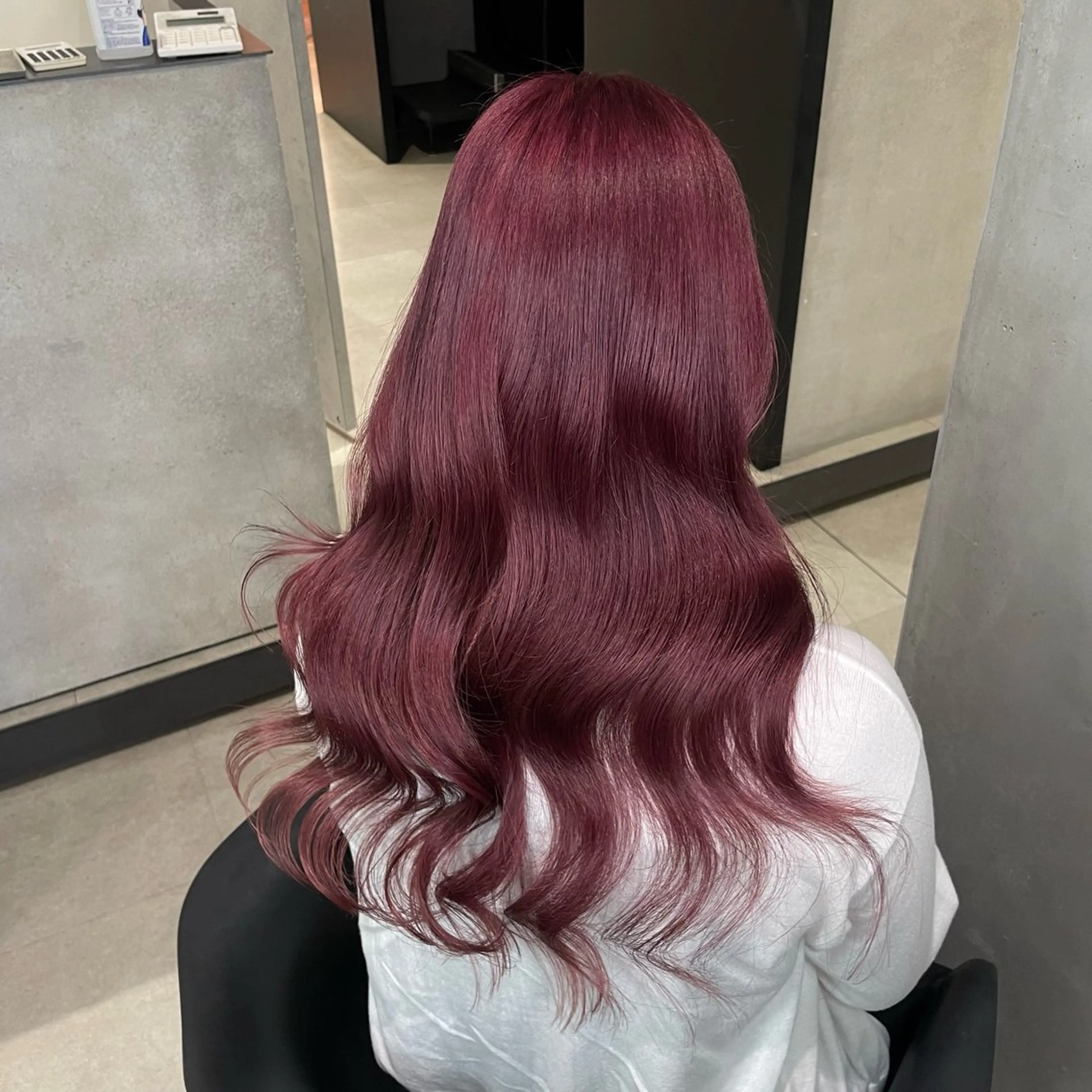 ロング カラー ヘアカラー offwhite Nano🪩🧡のヘアスタイル