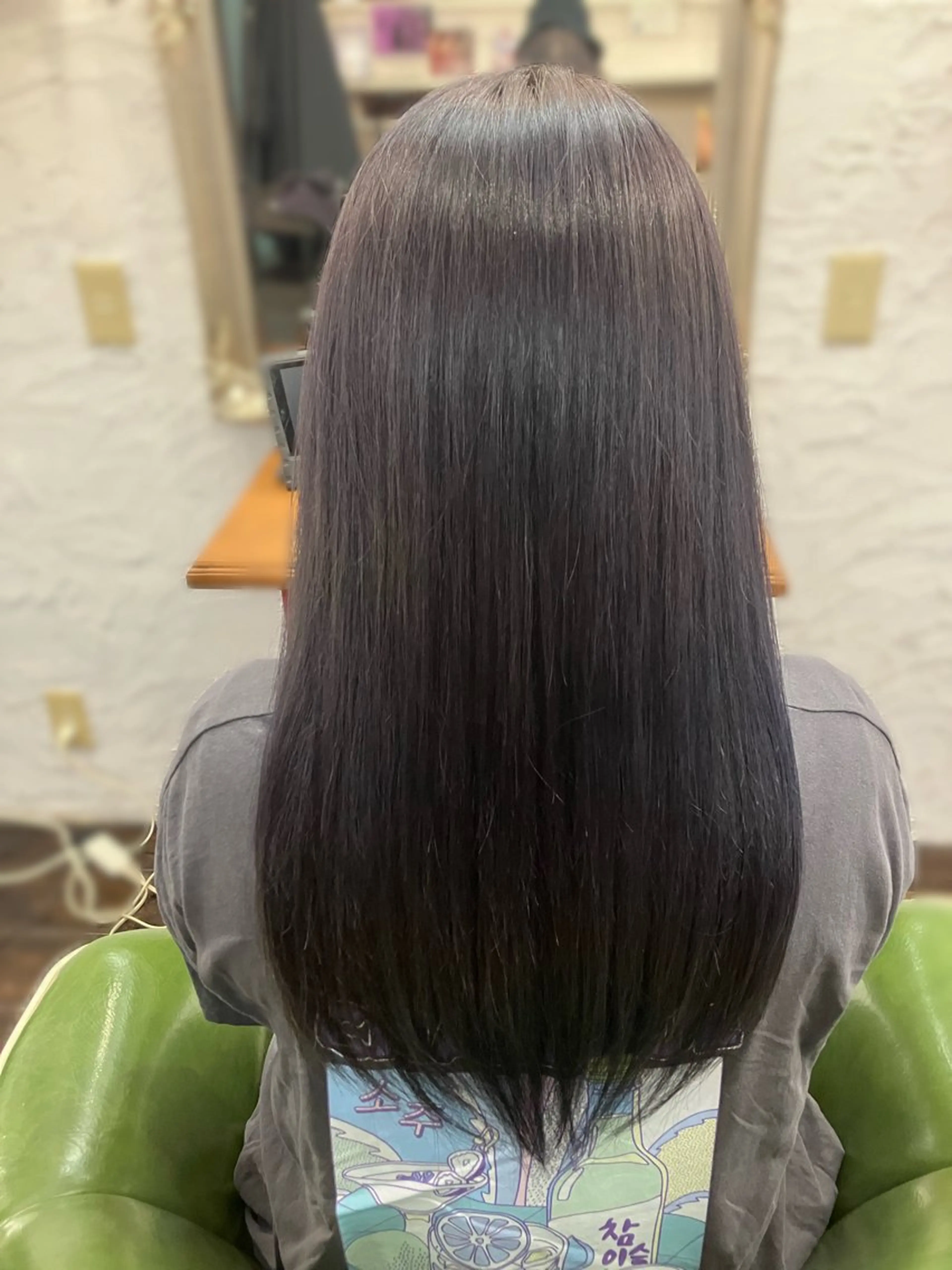 ロング カット ヘアカラー 末吉 慶多のヘアスタイル