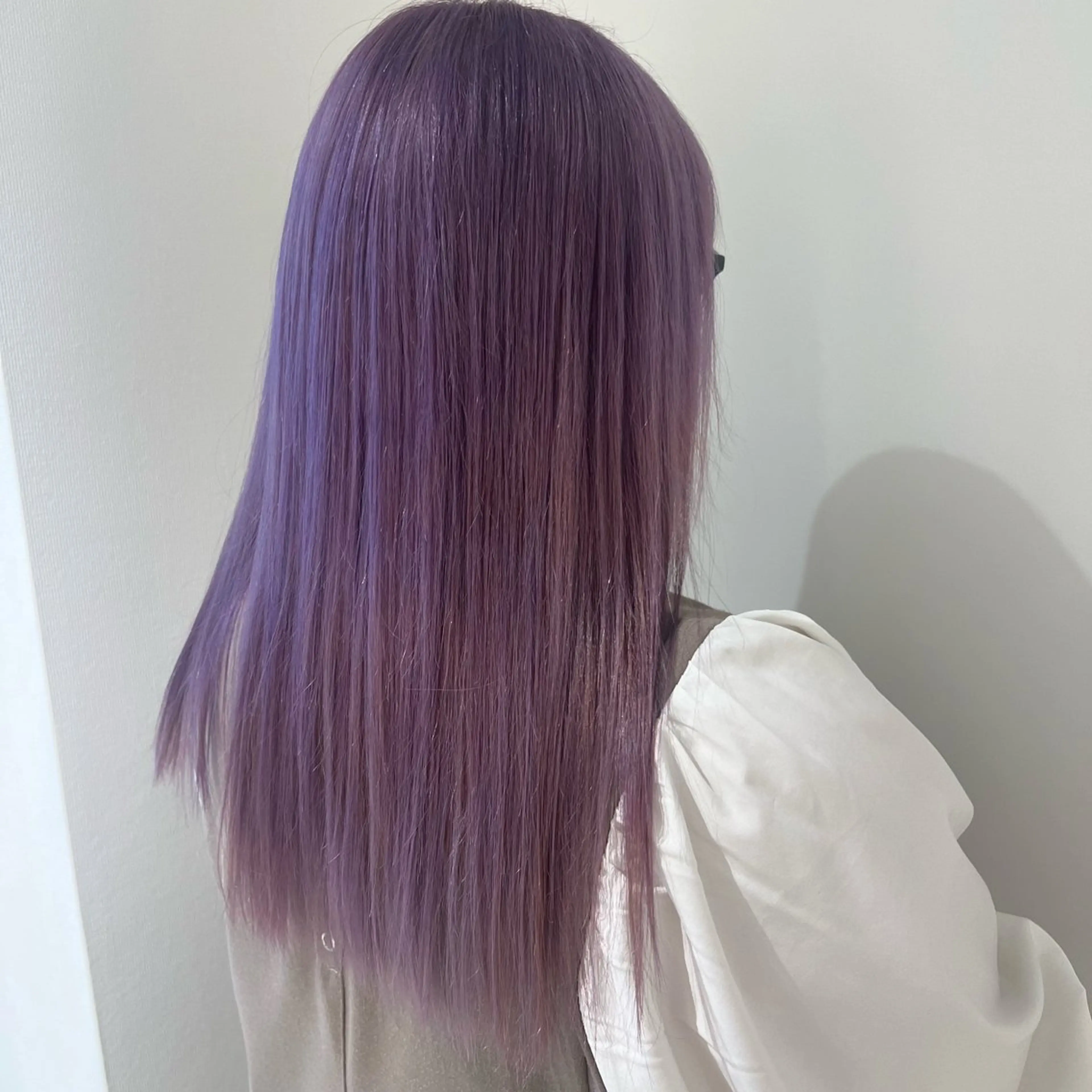 セミロング カラー ブリーチ バイオレットカラー 美髪矯正/髪質改善/ 艶髪🤍伊藤梨紗のヘアスタイル