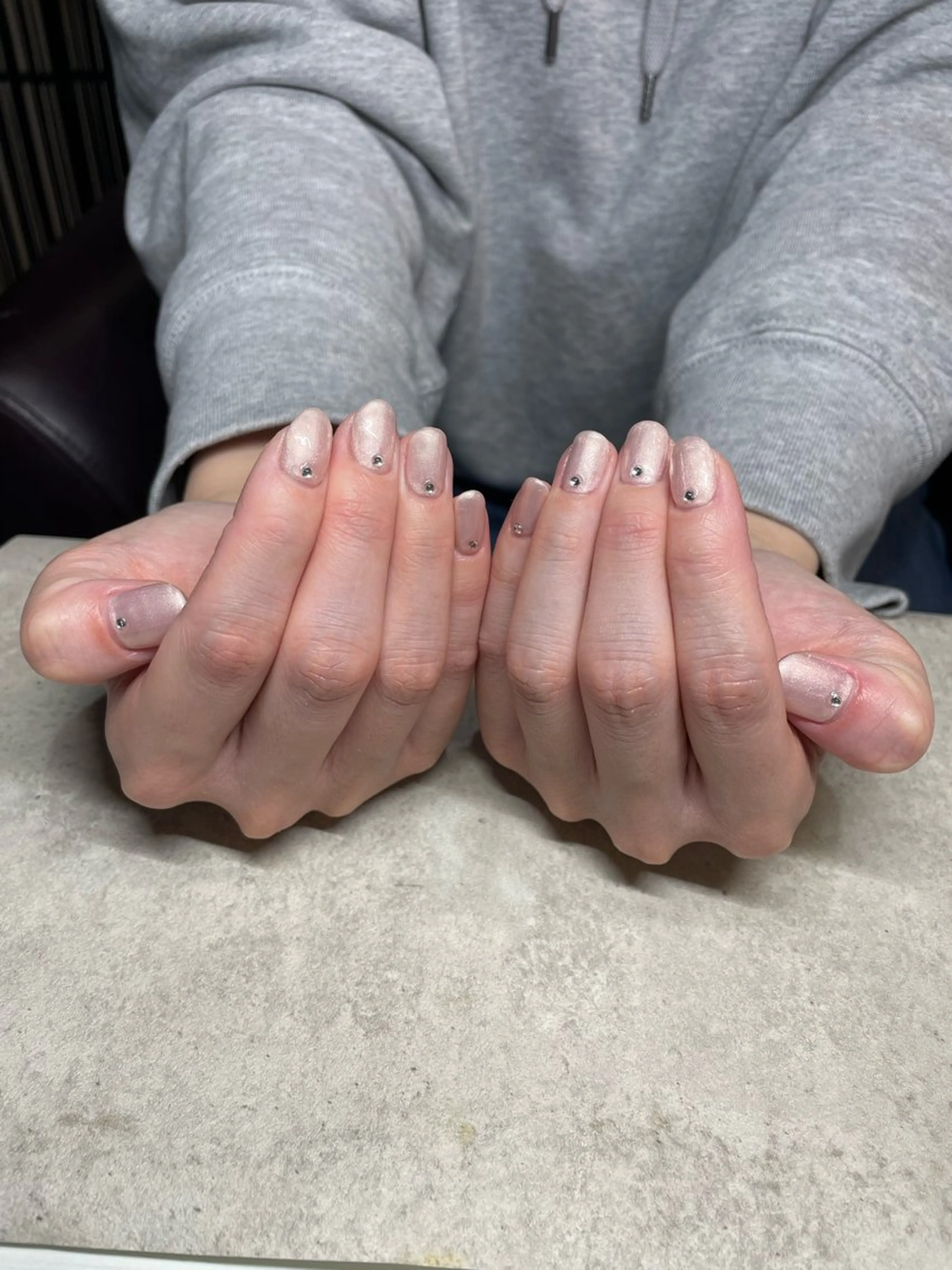 ネイル シンプルネイル ストーンネイル ハンドネイル RAMU（らむ） 【cutill】のネイルデザイン