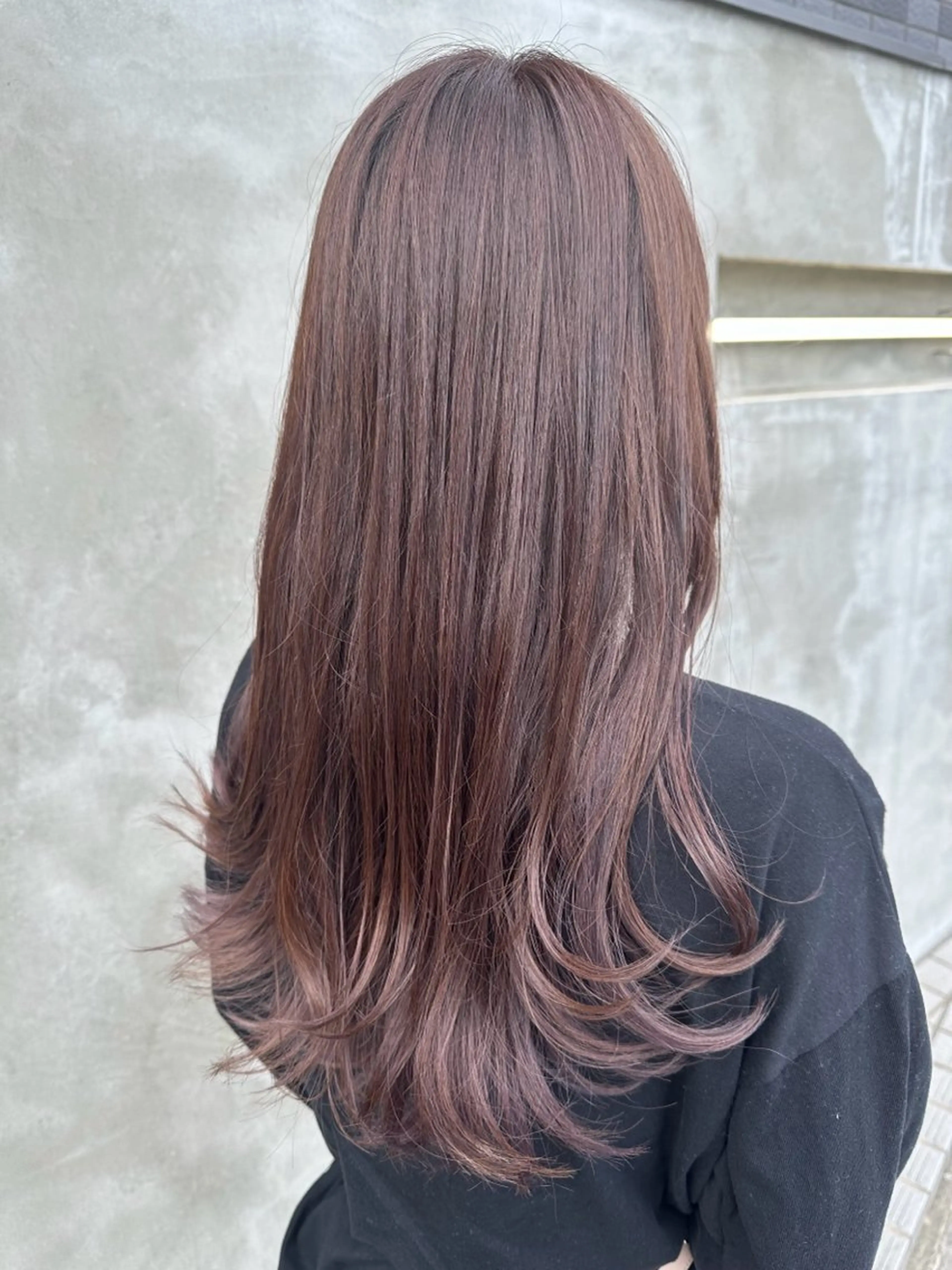 ロング ラベンダーベージュ ヘアカラー HUG 🤍ྀི chika🤍ྀིのヘアスタイル