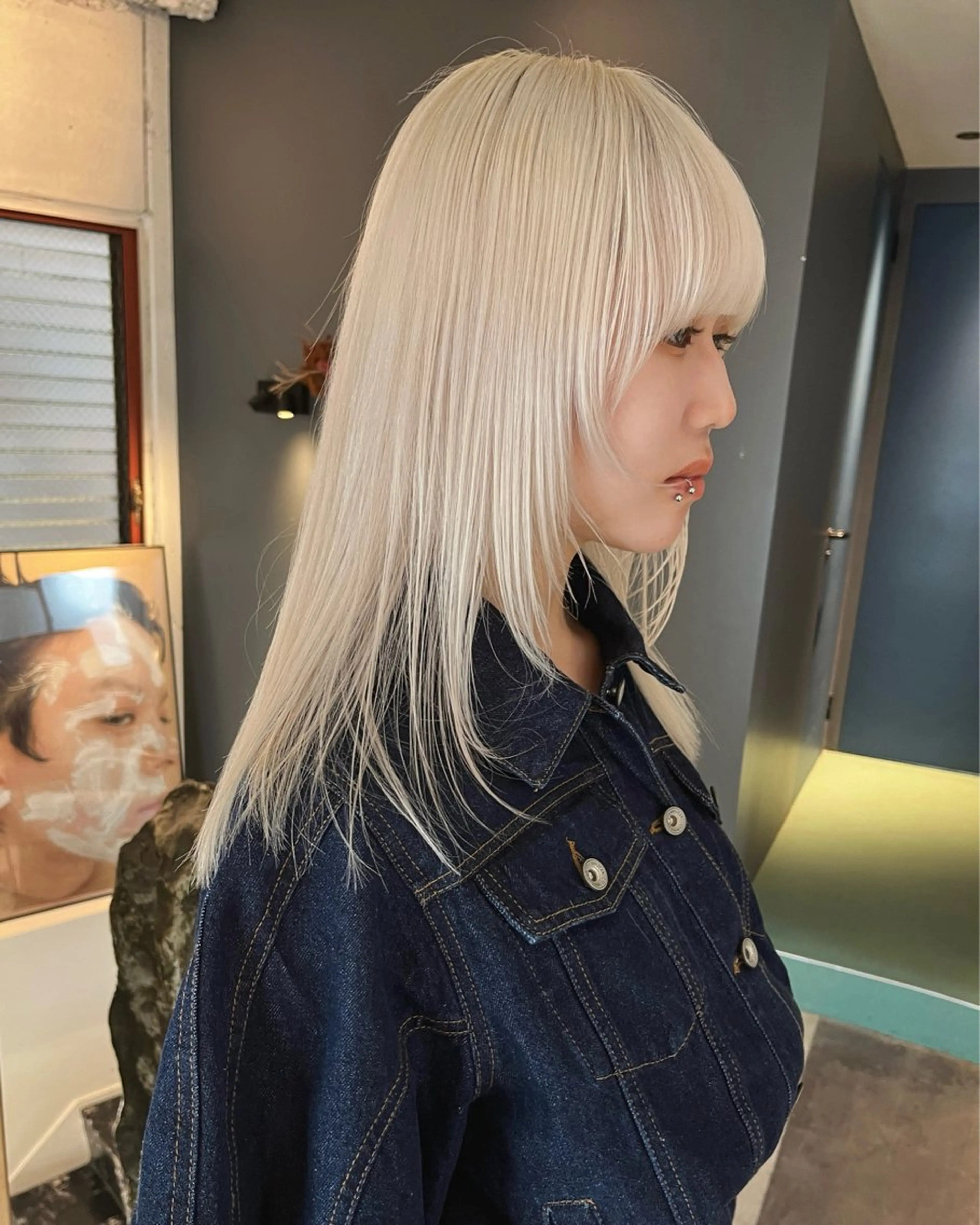 セミロング 🫧艶ハイトーン ブリーチ🫧シモのヘアスタイル