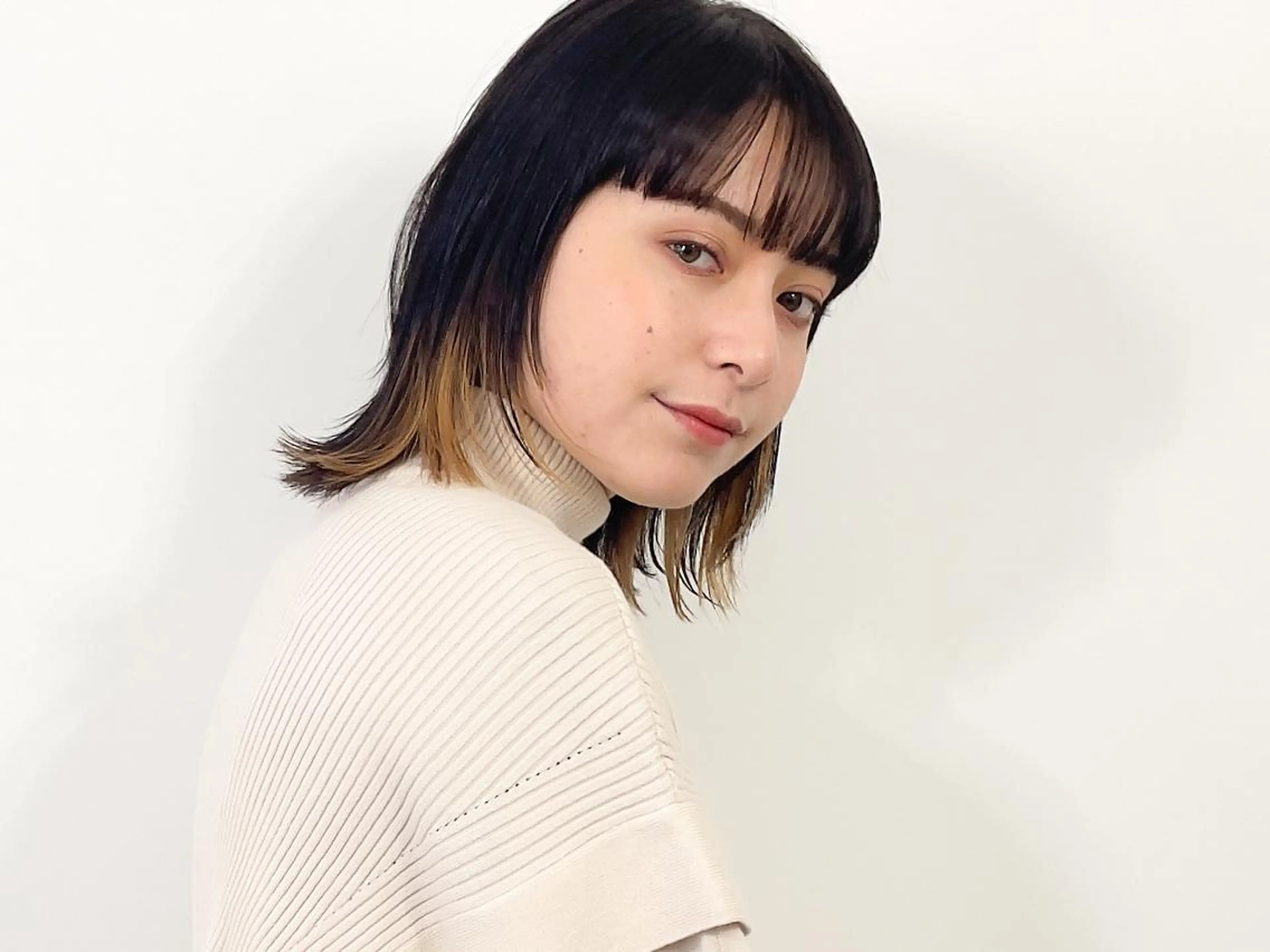 ミディアム カラー インナーカラー ウルフカット お洒落パーマ/ 艶カラー/michiのヘアスタイル