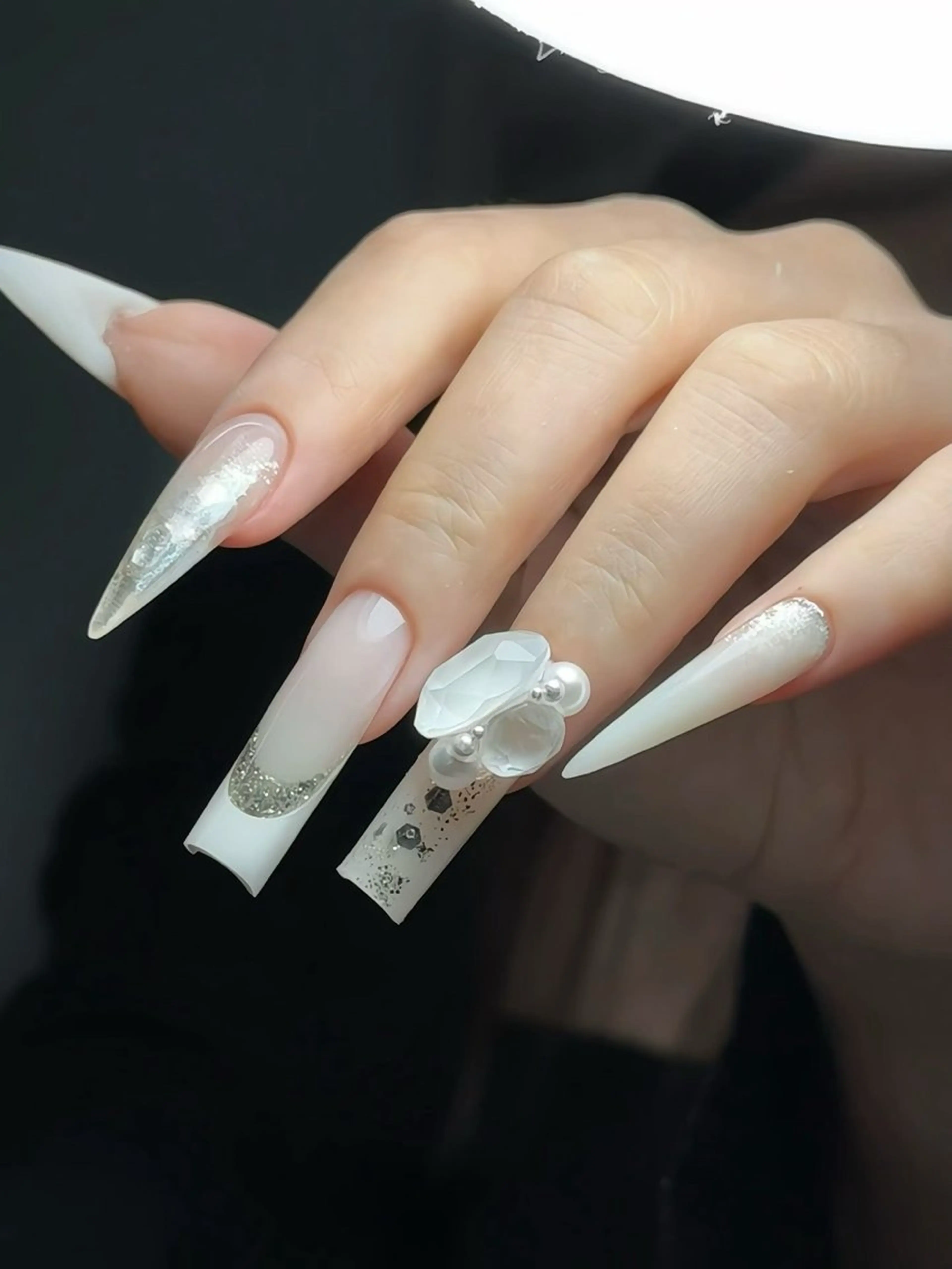 ネイル ハンドネイル i naのネイルデザイン