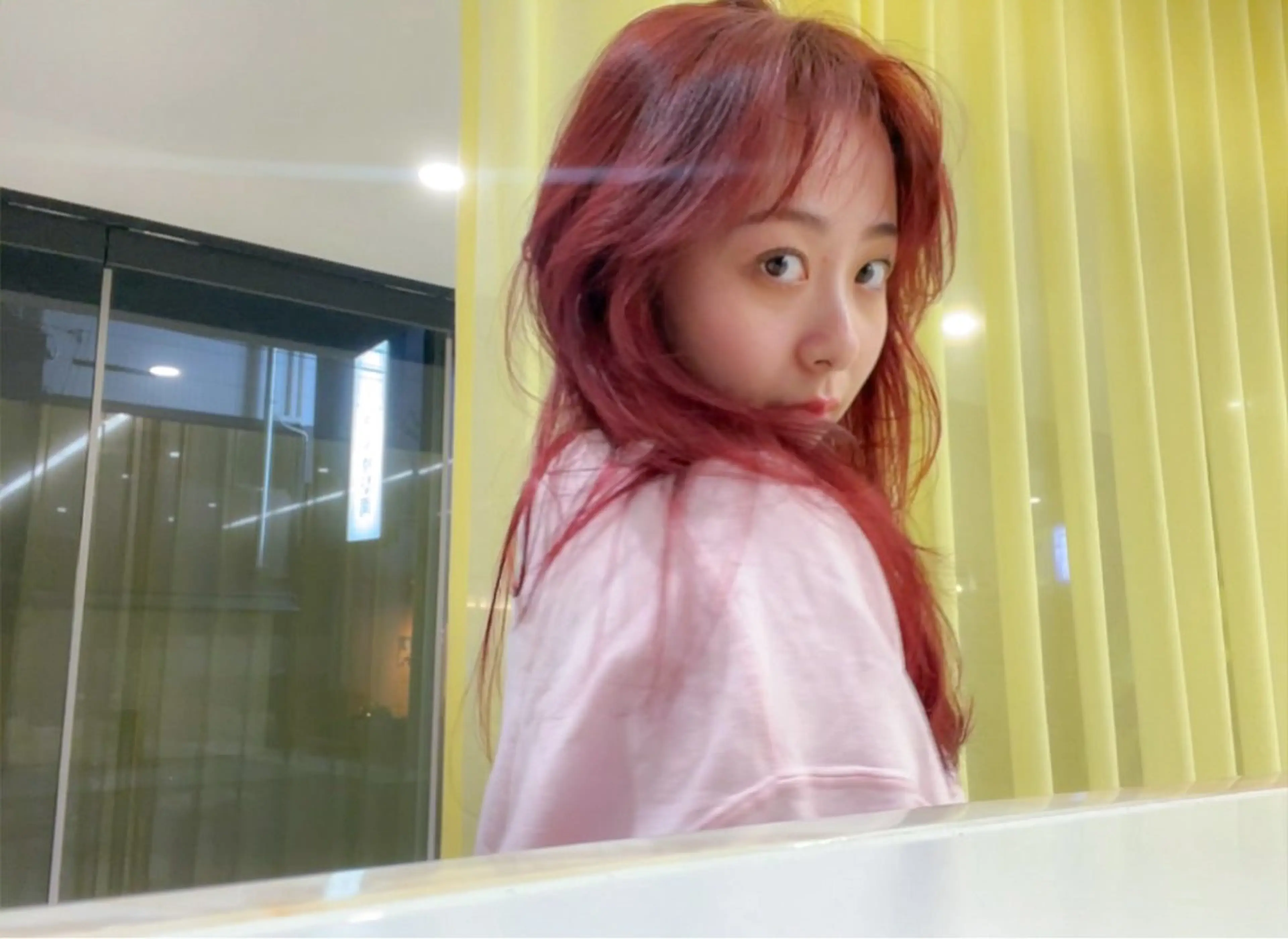 セミロング レイヤーカット トリートメント カット ヘアカラー トリートメント M Hair Salon所属・淀屋橋ウルフレイヤー ハッシュ/ASARIのヘアスタイル