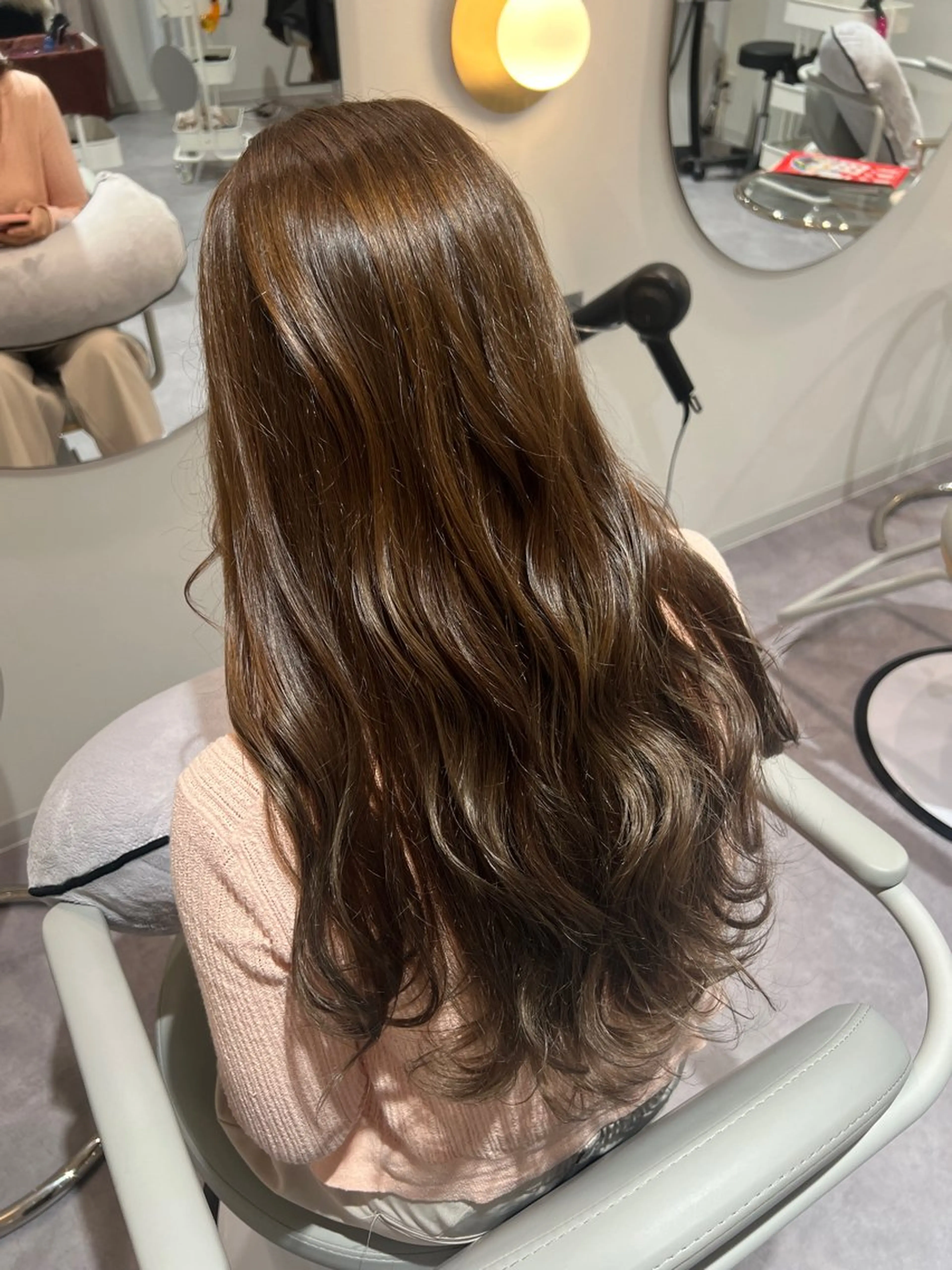 ロング ヘアカラー トリートメント 美髪✨艶髪✨髪質改善 カラー特化🌙鈴屋和のヘアスタイル