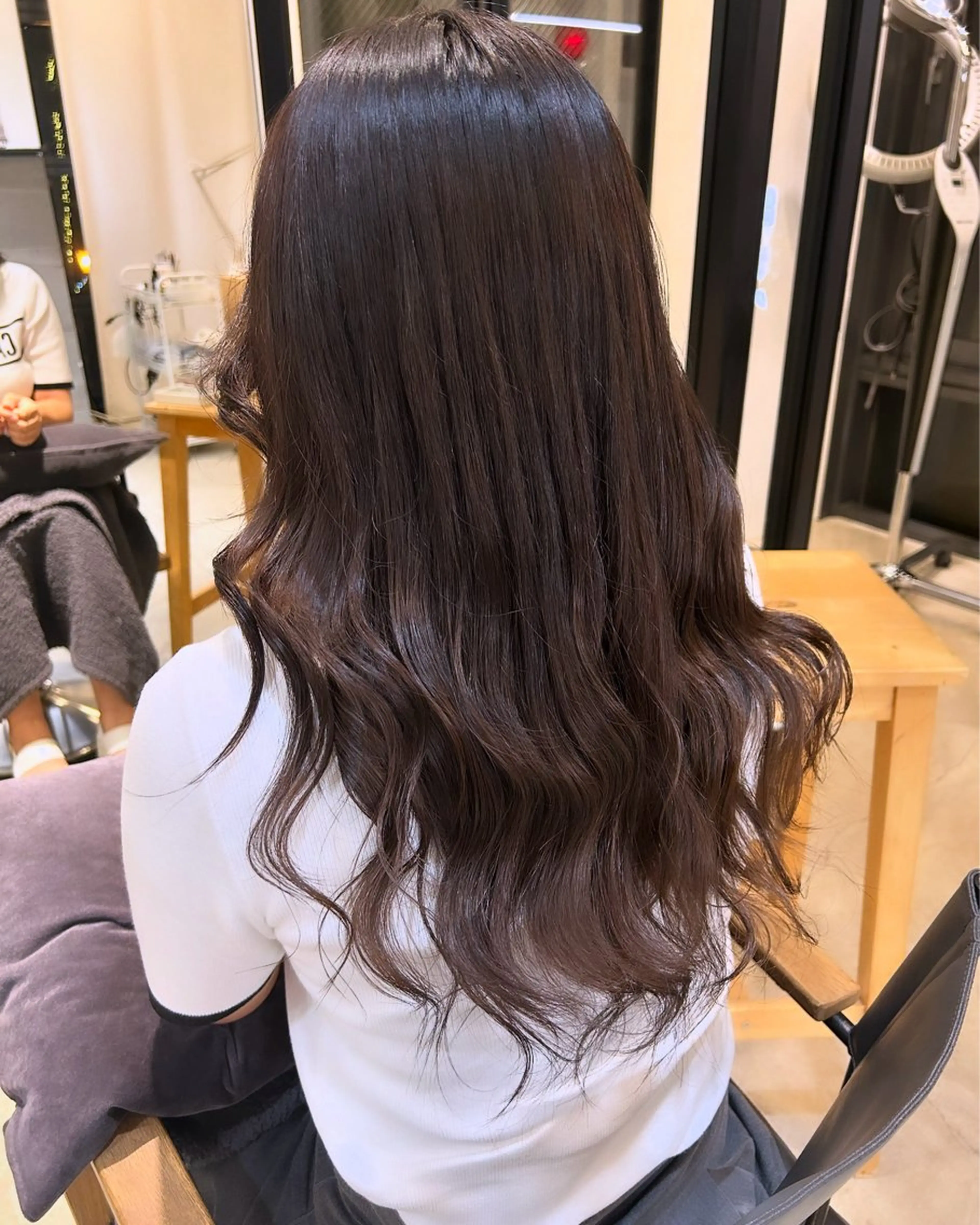 ロング カラー 馬場 菜乃夏のヘアスタイル