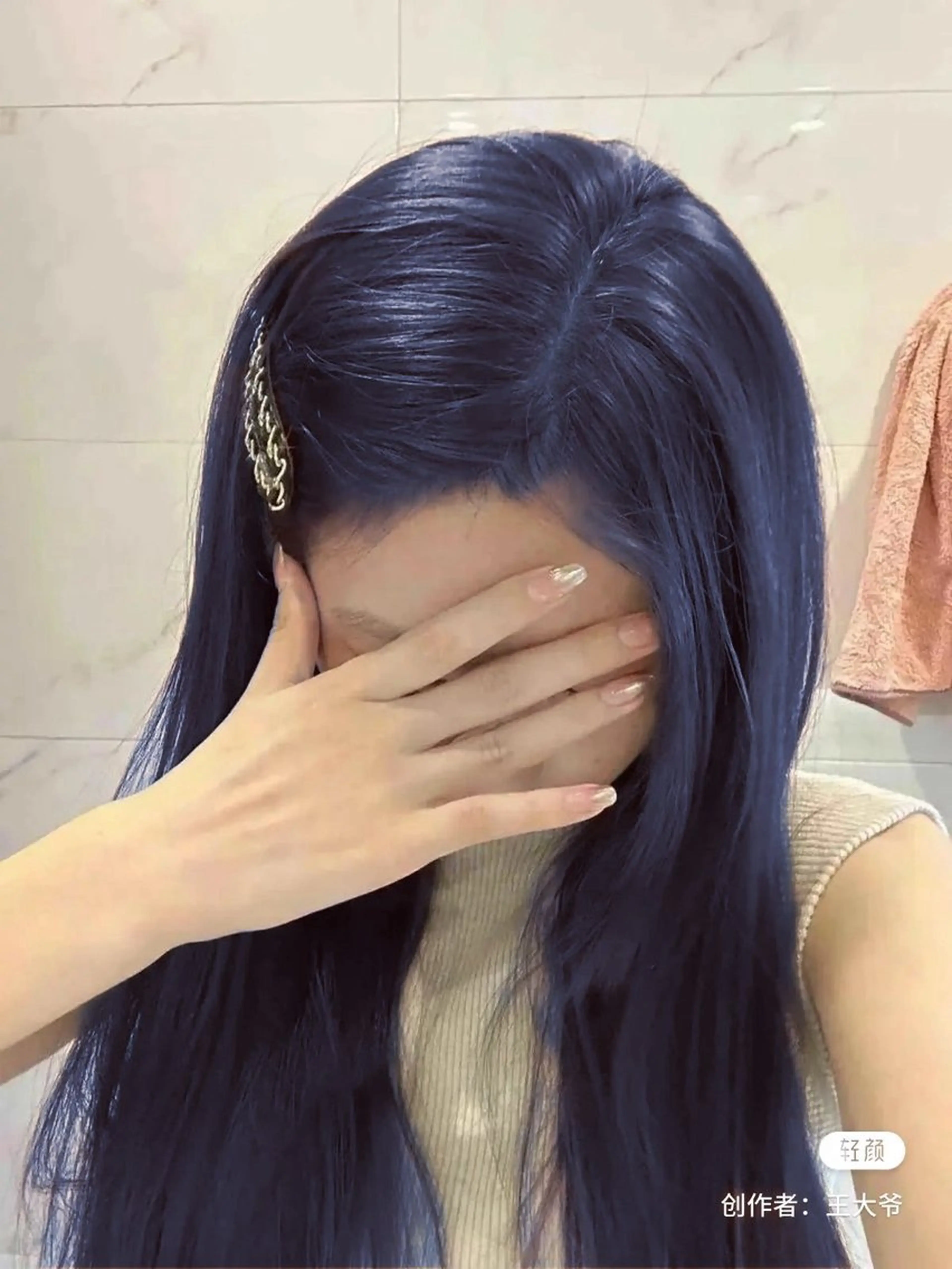 ロング カラー ヘアカラー トリートメント ヘッドスパ ヘアセット YUKA💜淡色 ラベンダー/ベージュのヘアスタイル