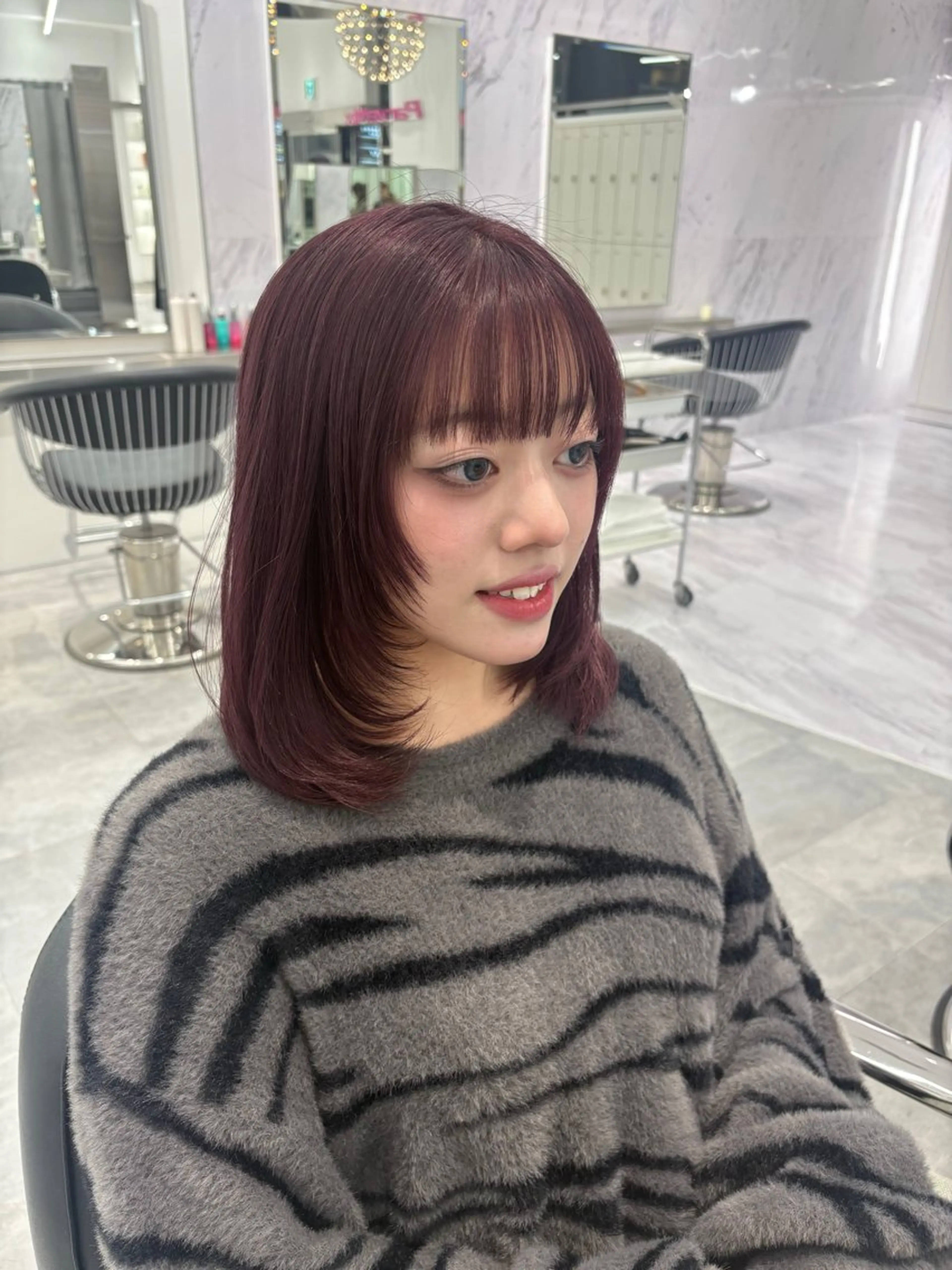 ミディアム レイヤーカット ヘアカラー Parve Mix/ 平 奈果🎀のヘアスタイル