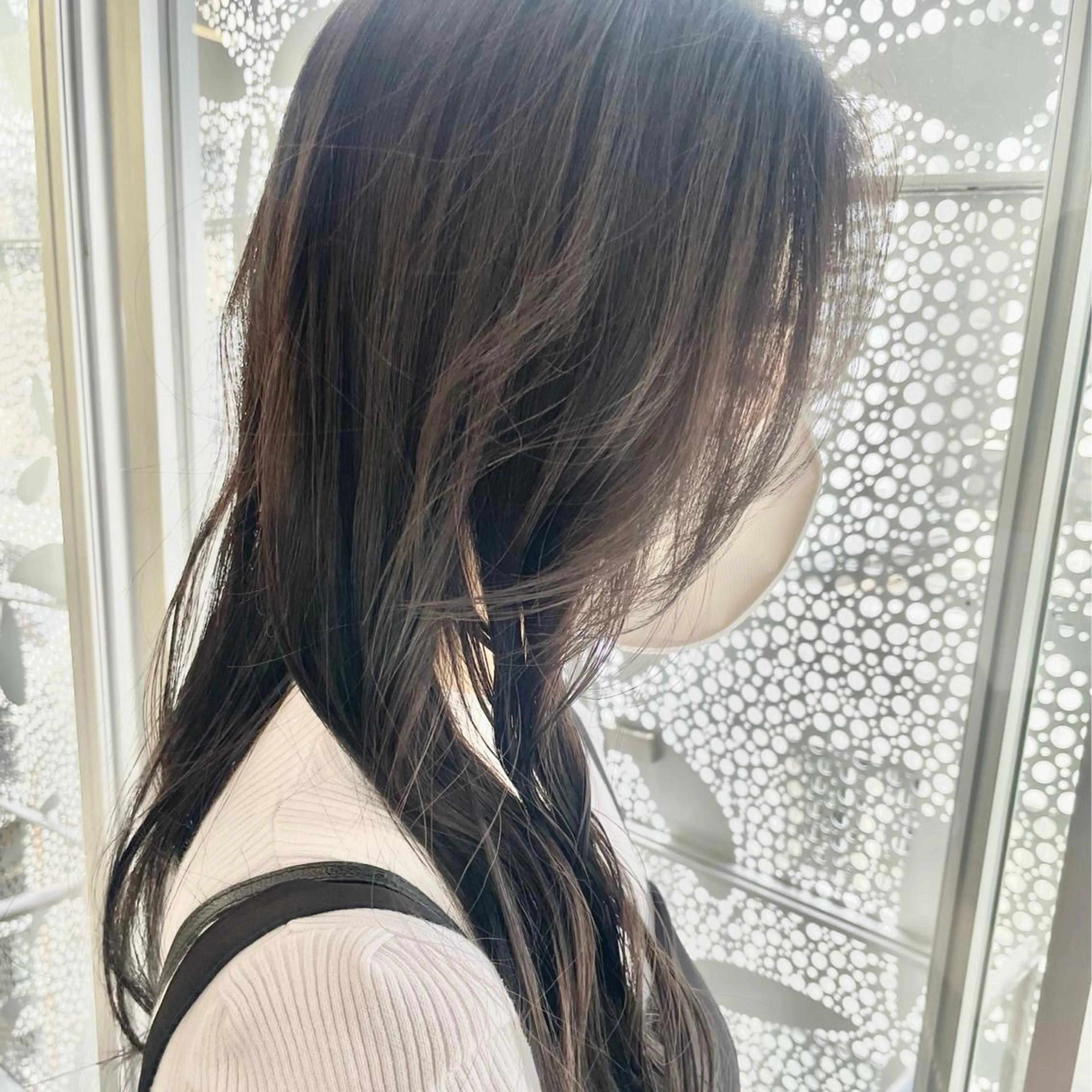 ロング カラー 透明感カラー イルミナカラー トリートメント デジパモデル/ SAKIのヘアスタイル