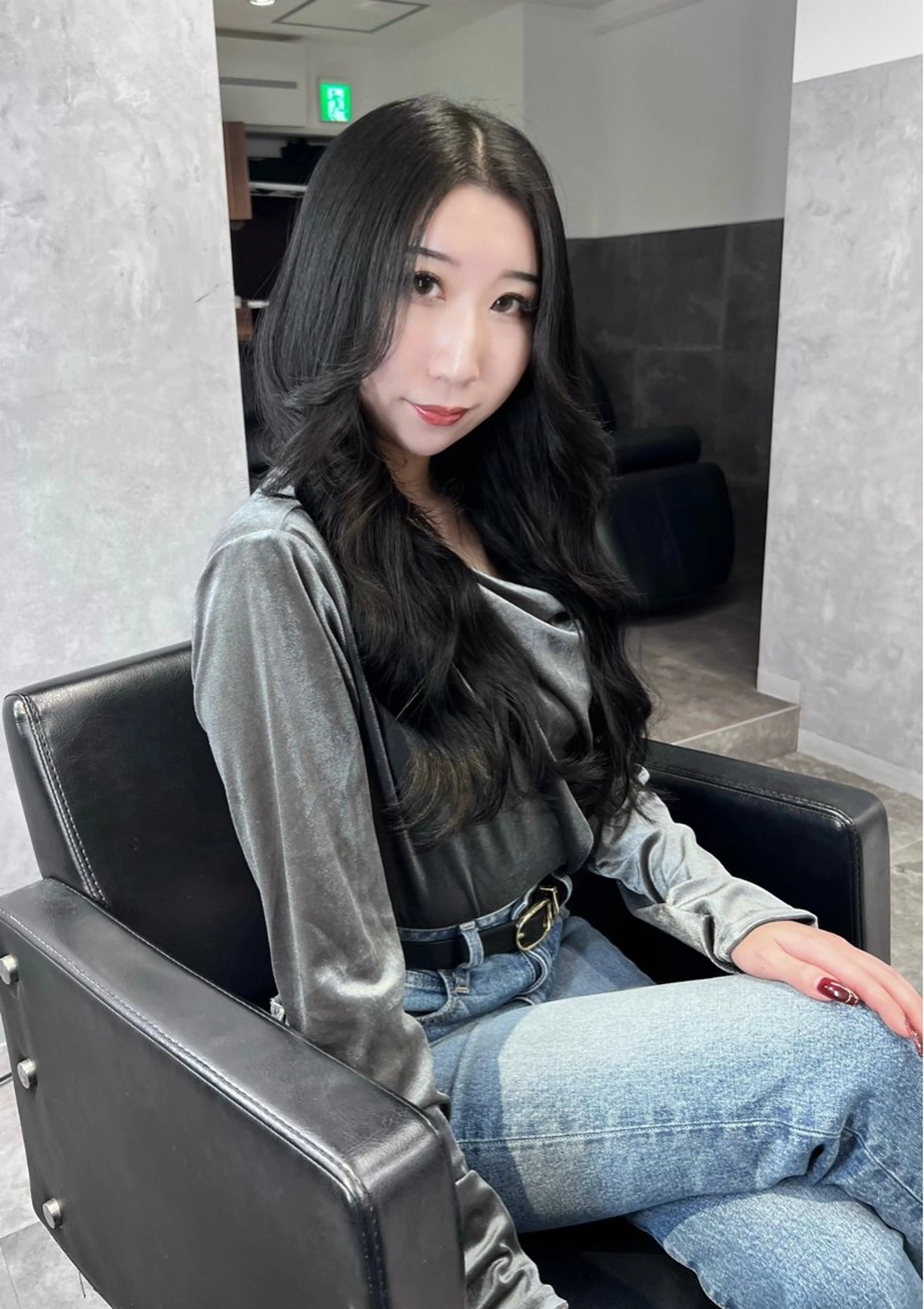 ロング カラー カット ヘアカラー TOMONA👑 透明感カラーレイヤーのヘアスタイル