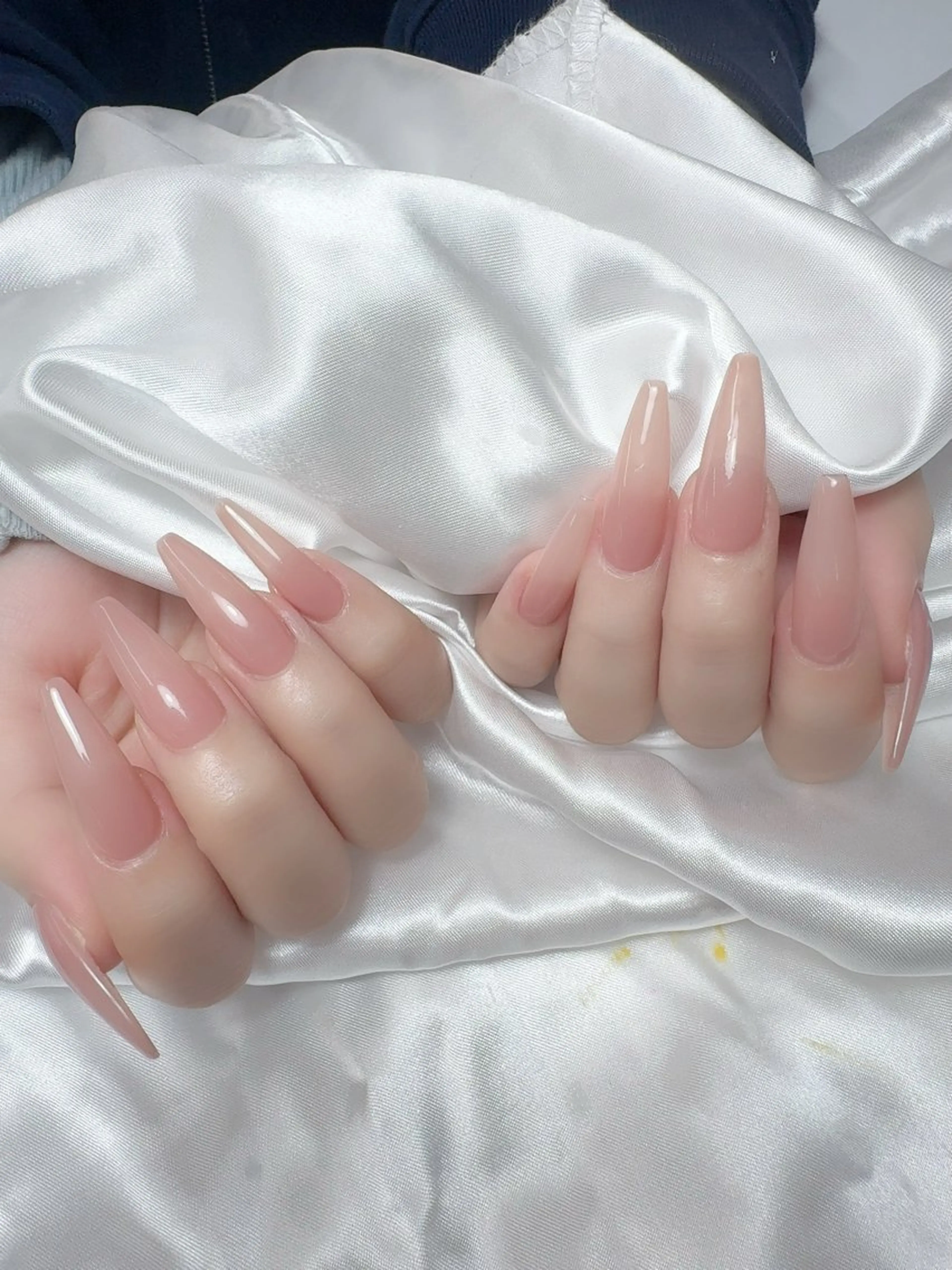 ネイル フレンチネイル 韓国ネイル マグネットネイル ニュアンスネイル オフィスネイル ハンドネイル Mlan Nailのネイルデザイン