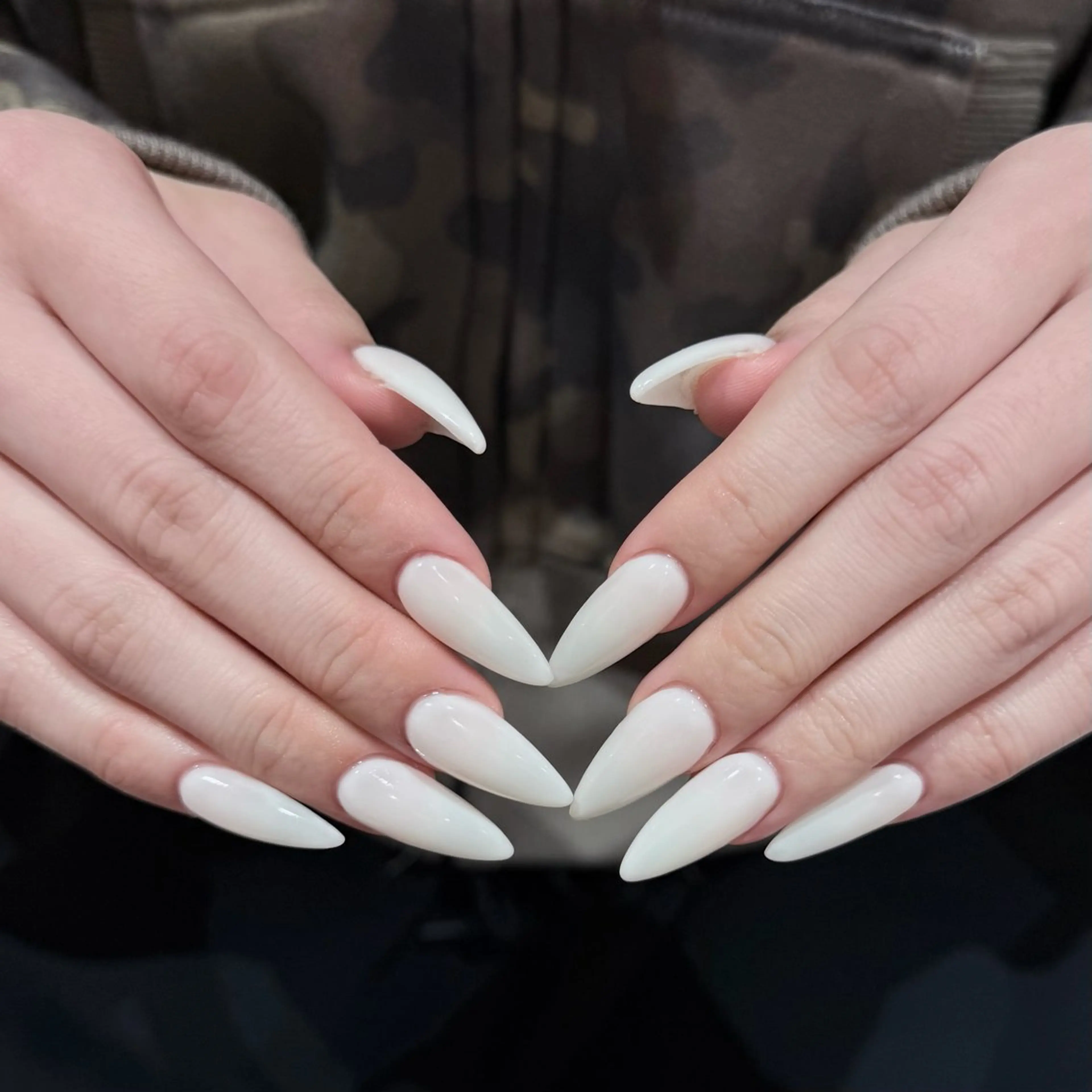 ネイル 🩶韓国/ワンホン myu🩶のネイルデザイン