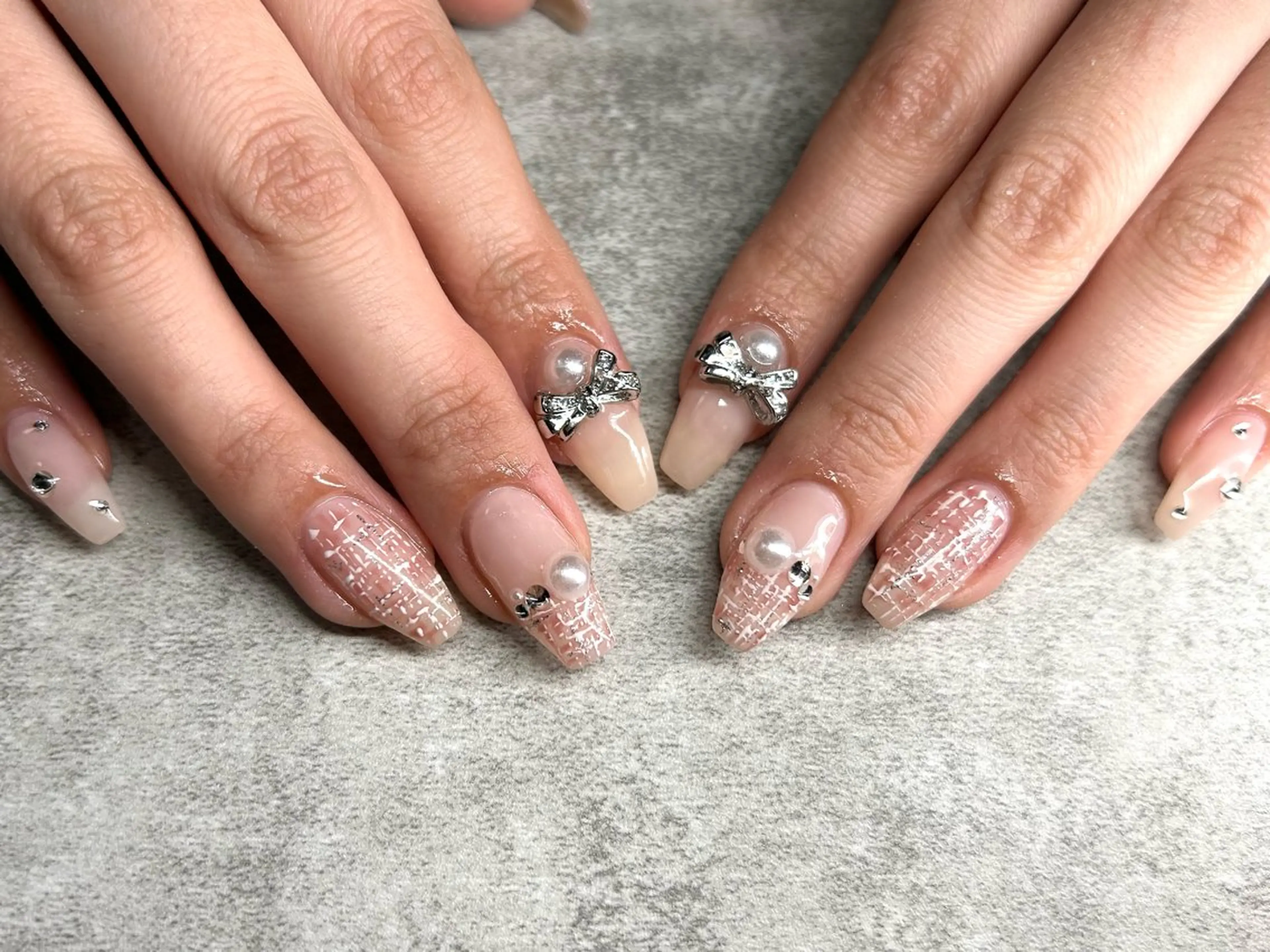 ネイル リボン ハンドネイル MiiTow nailのネイルデザイン