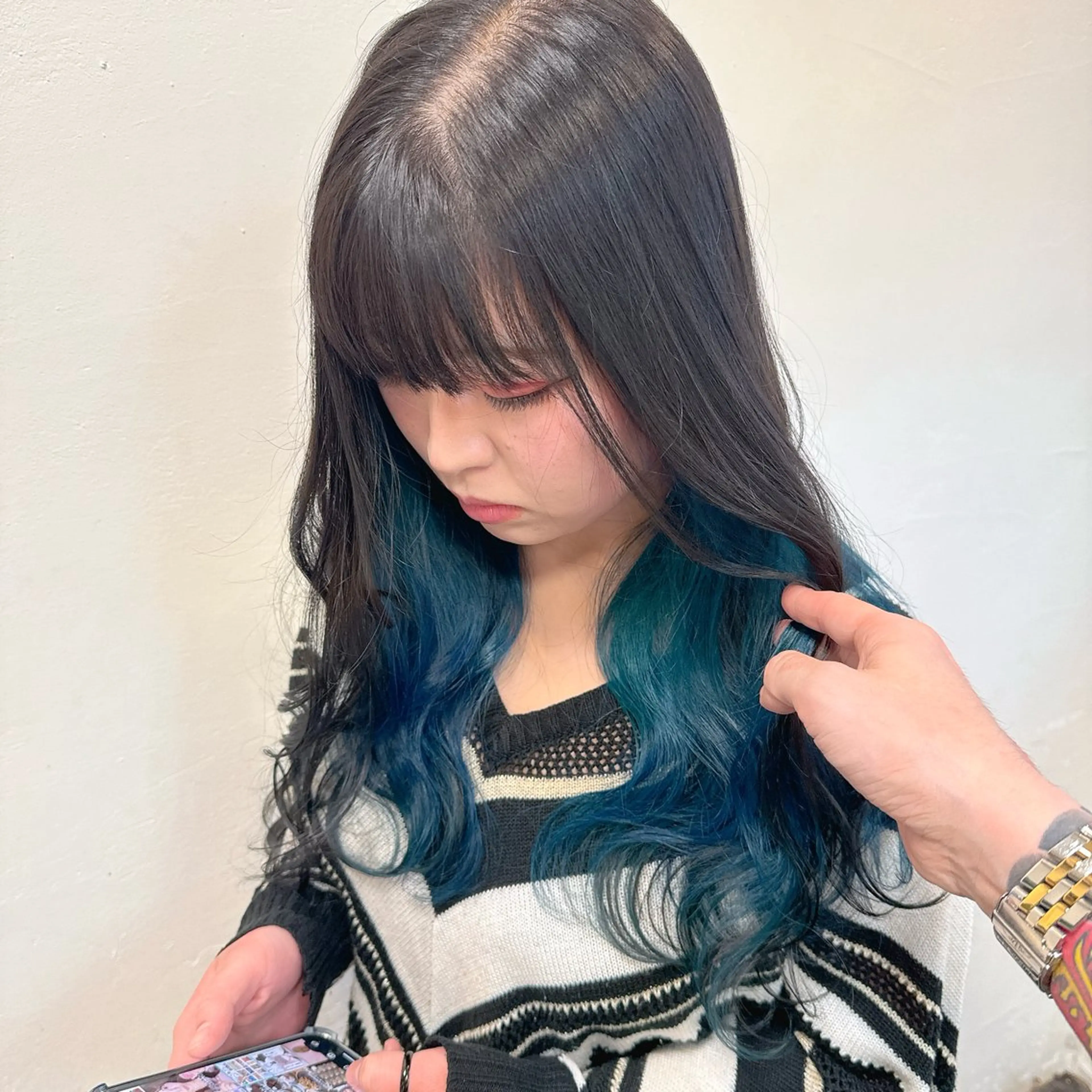 ロング カラー ブリーチ ブルーカラー ケアブリーチ ダブルカラー イヤリングカラー ヘアカラー トリートメント Lilith 【リリス】のその他イメージ