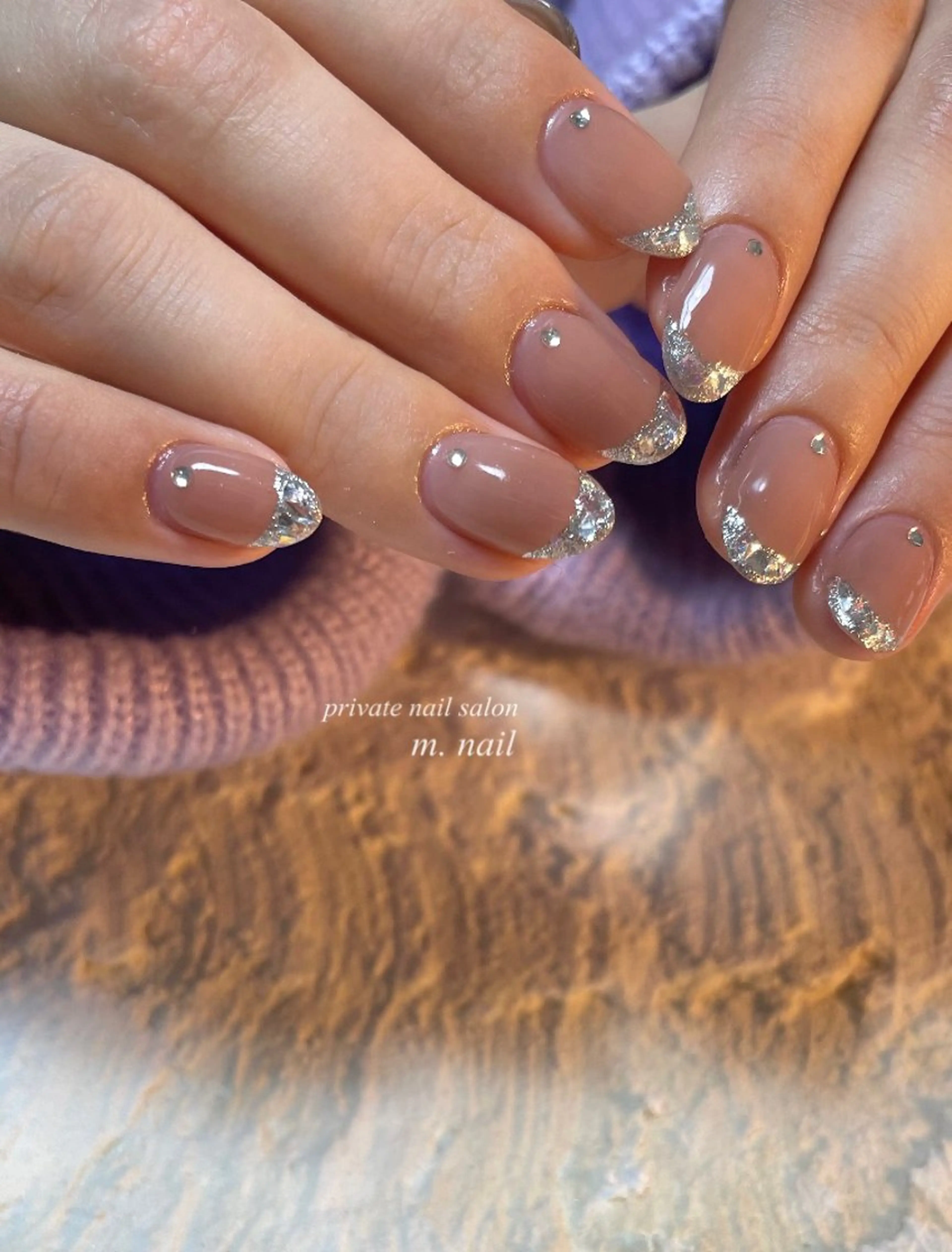 ネイル フレンチネイル ガラスフレンチ ラメ(グリッター) ショートネイル ハンドネイル m.nail salonのネイルデザイン