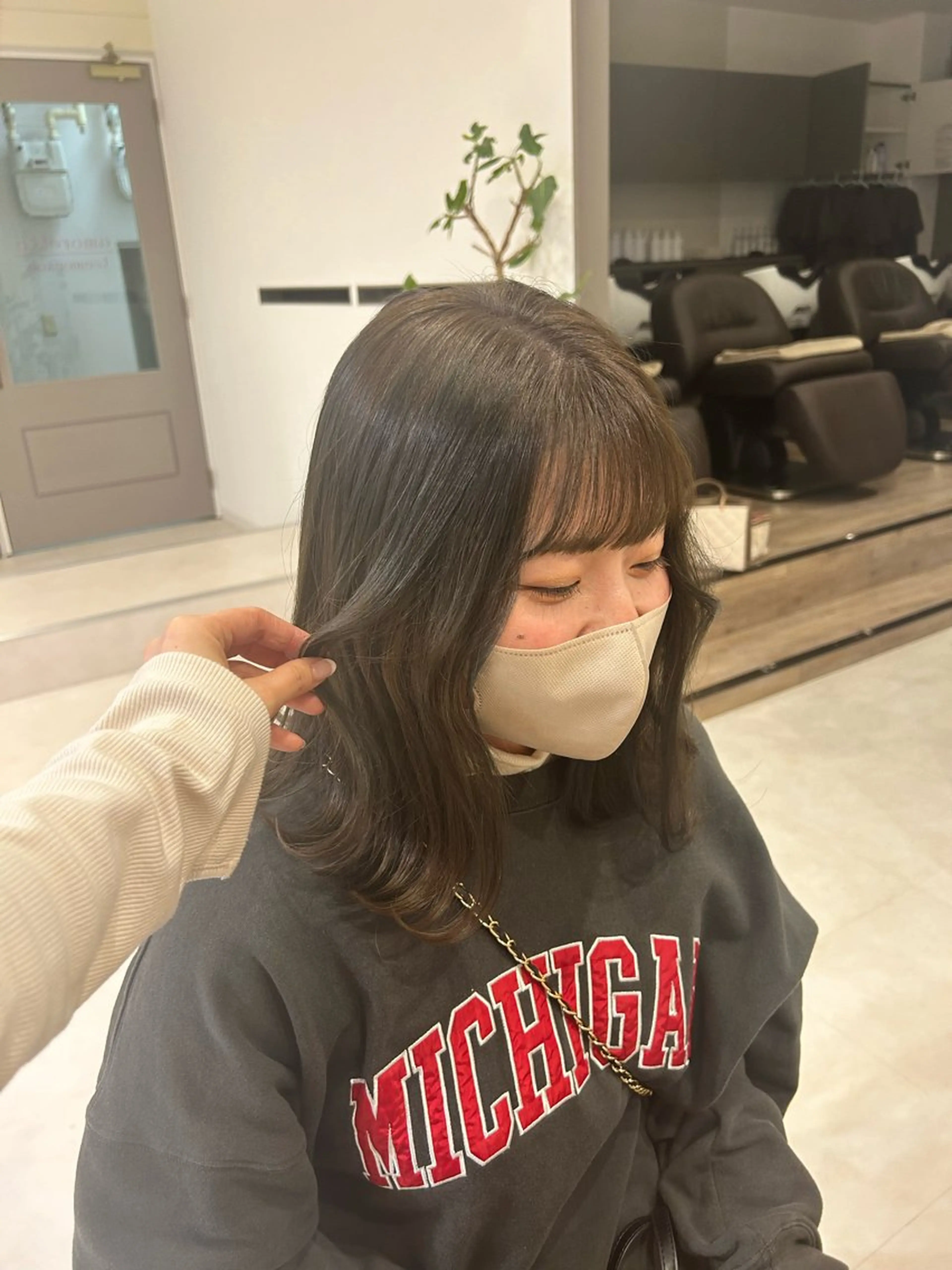 ミディアム amoretto miyuのヘアスタイル