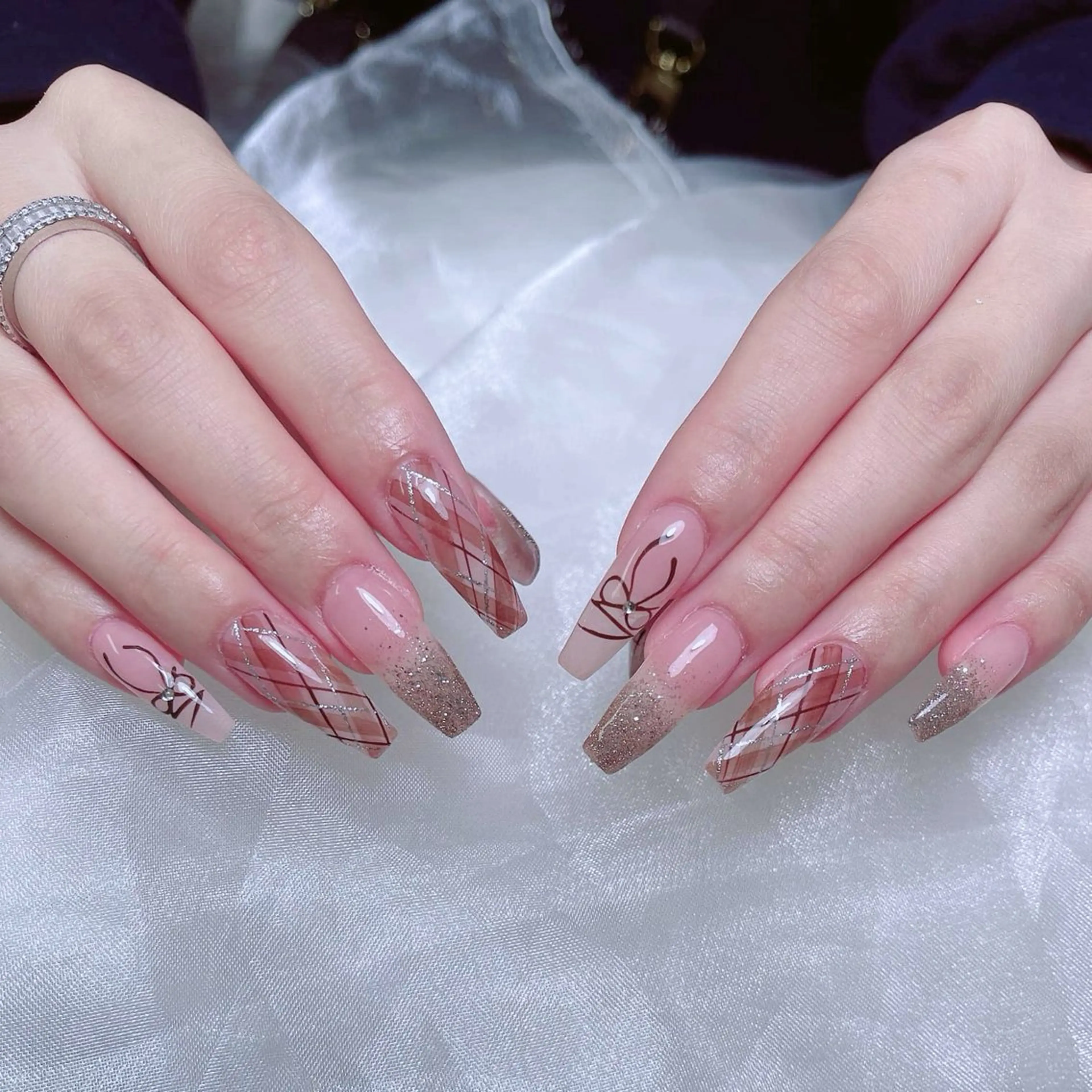 ネイル 成人式 ジェルネイル ネイルチップ ハンドネイル MoMoA Nail ネイル長さ出し専門店のネイルデザイン