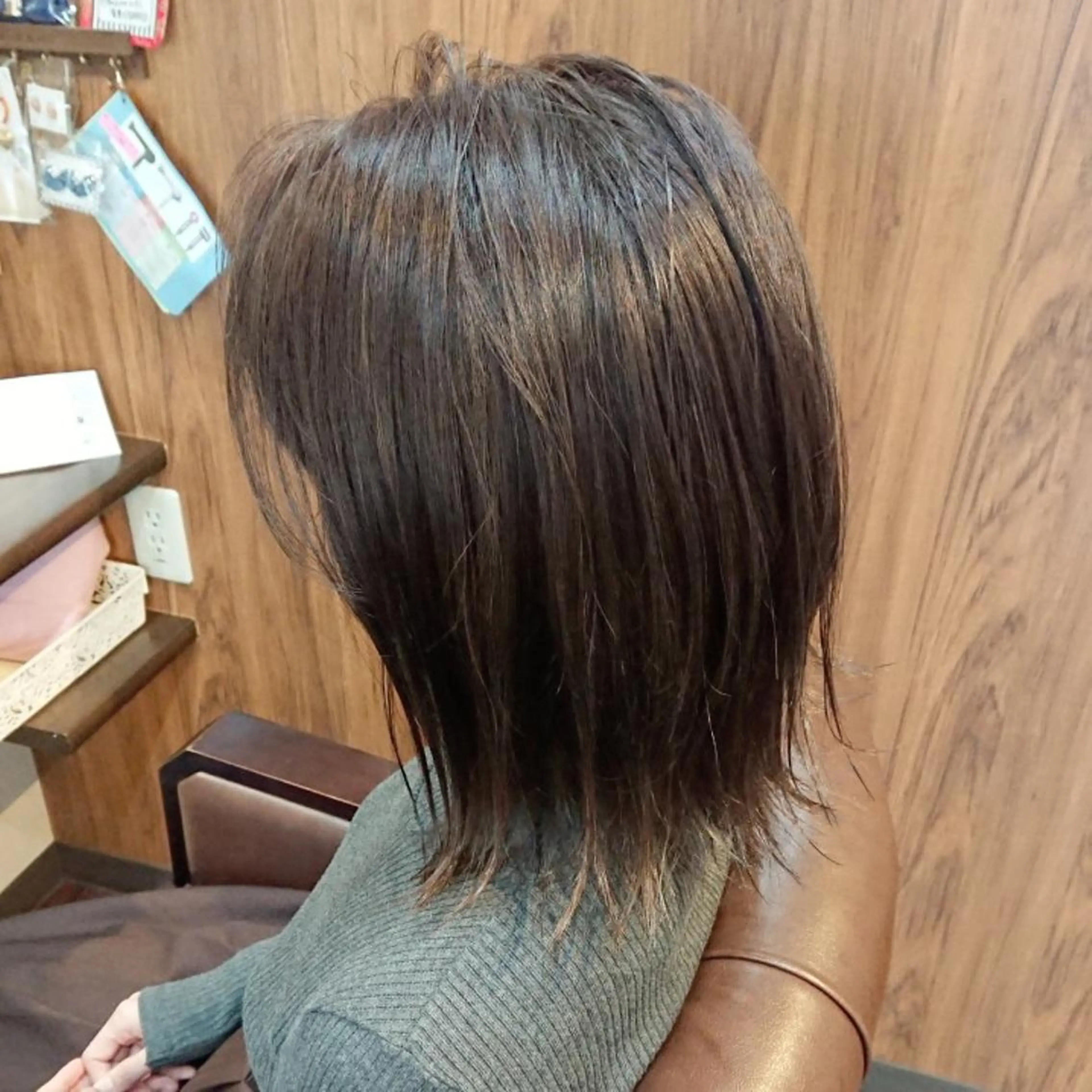 ショート カラー グレージュ ヘアカラー トリートメント 美髪 カラーリストのヘアスタイル