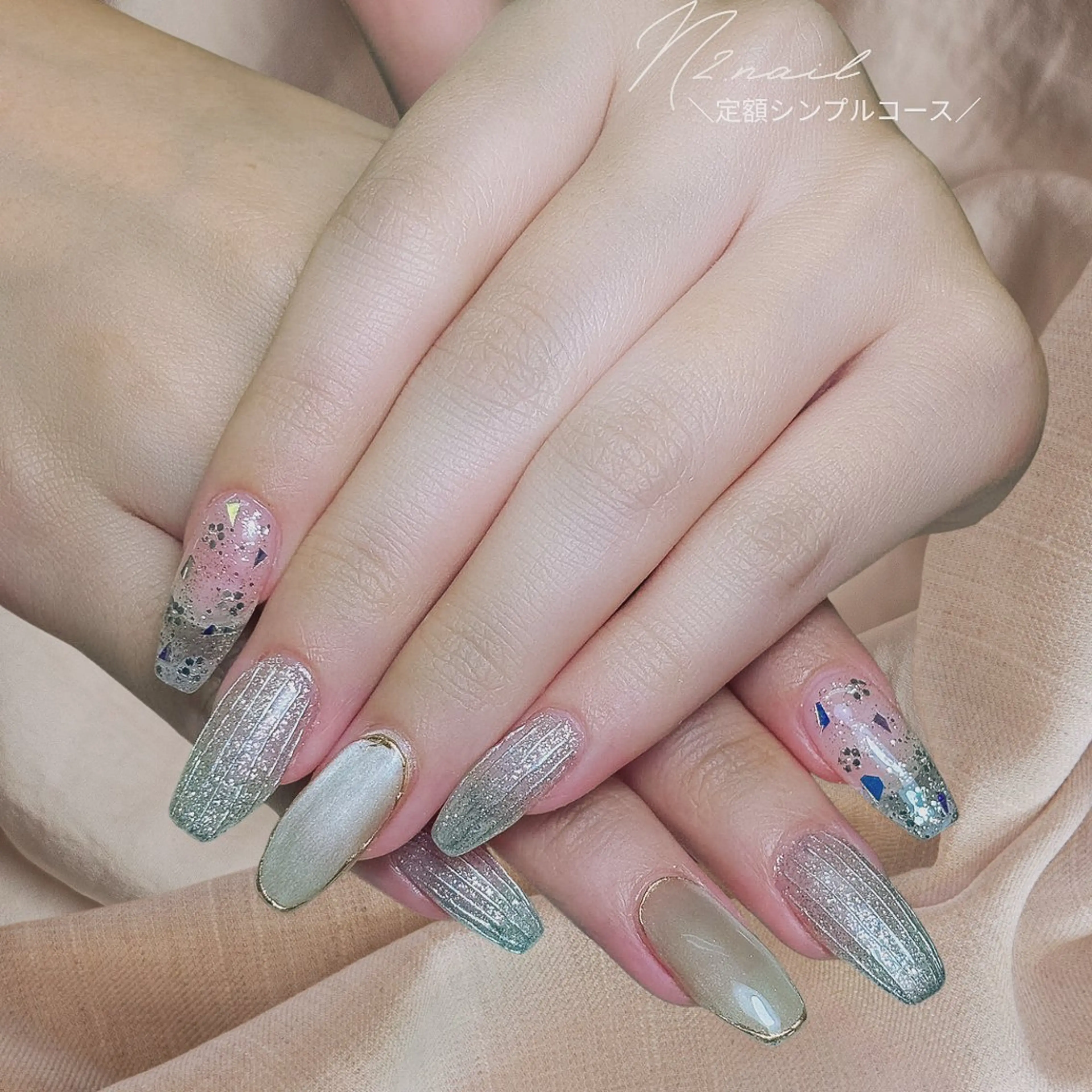 ミディアム ハンドネイル N2.nail所属・N2 nailのネイルデザイン