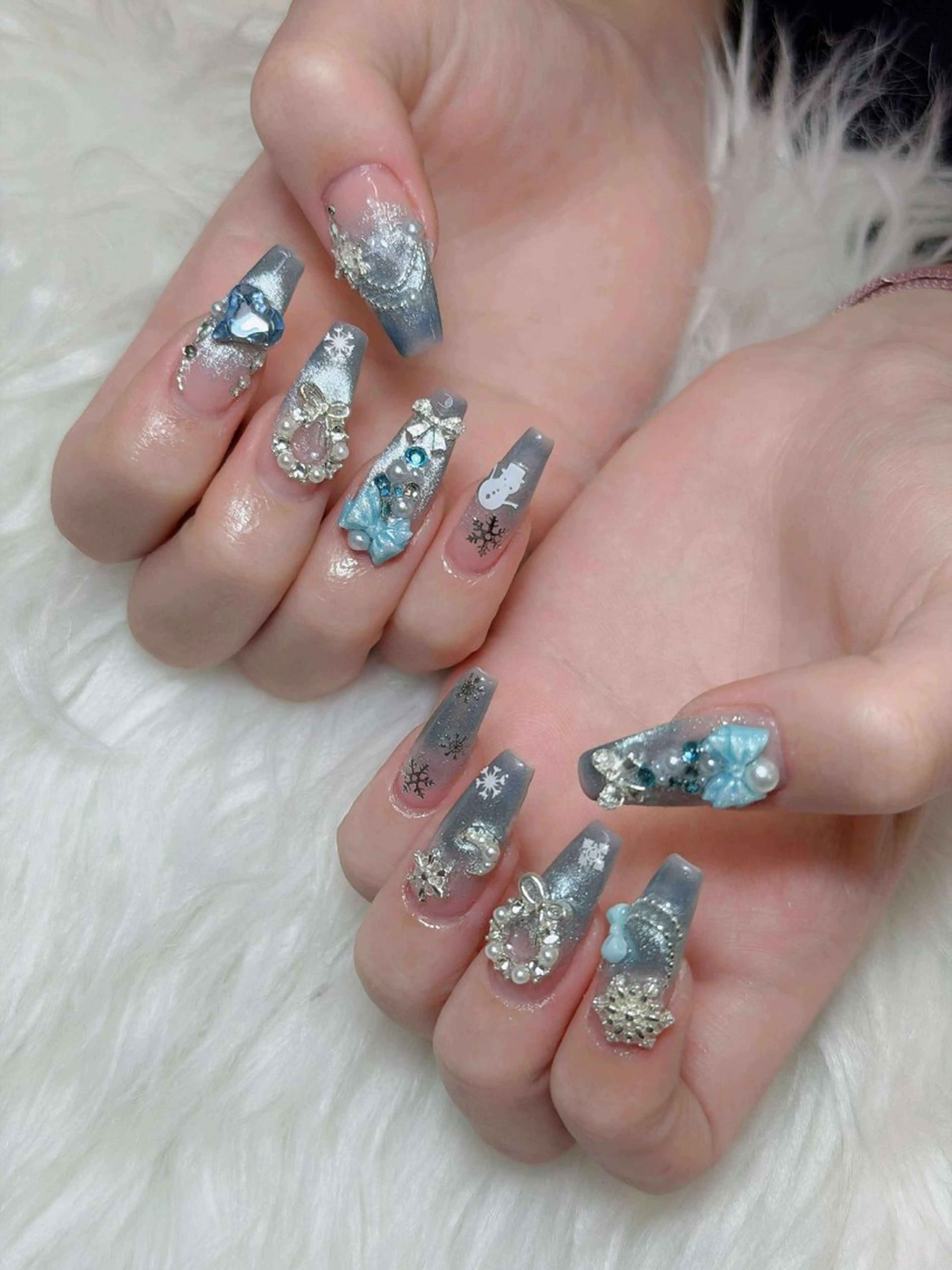 ネイル オーロラネイル チークネイル フットネイル フレンチネイル ハロウィン ハンドネイル Lumi Nail 新大久保3‘のネイルデザイン