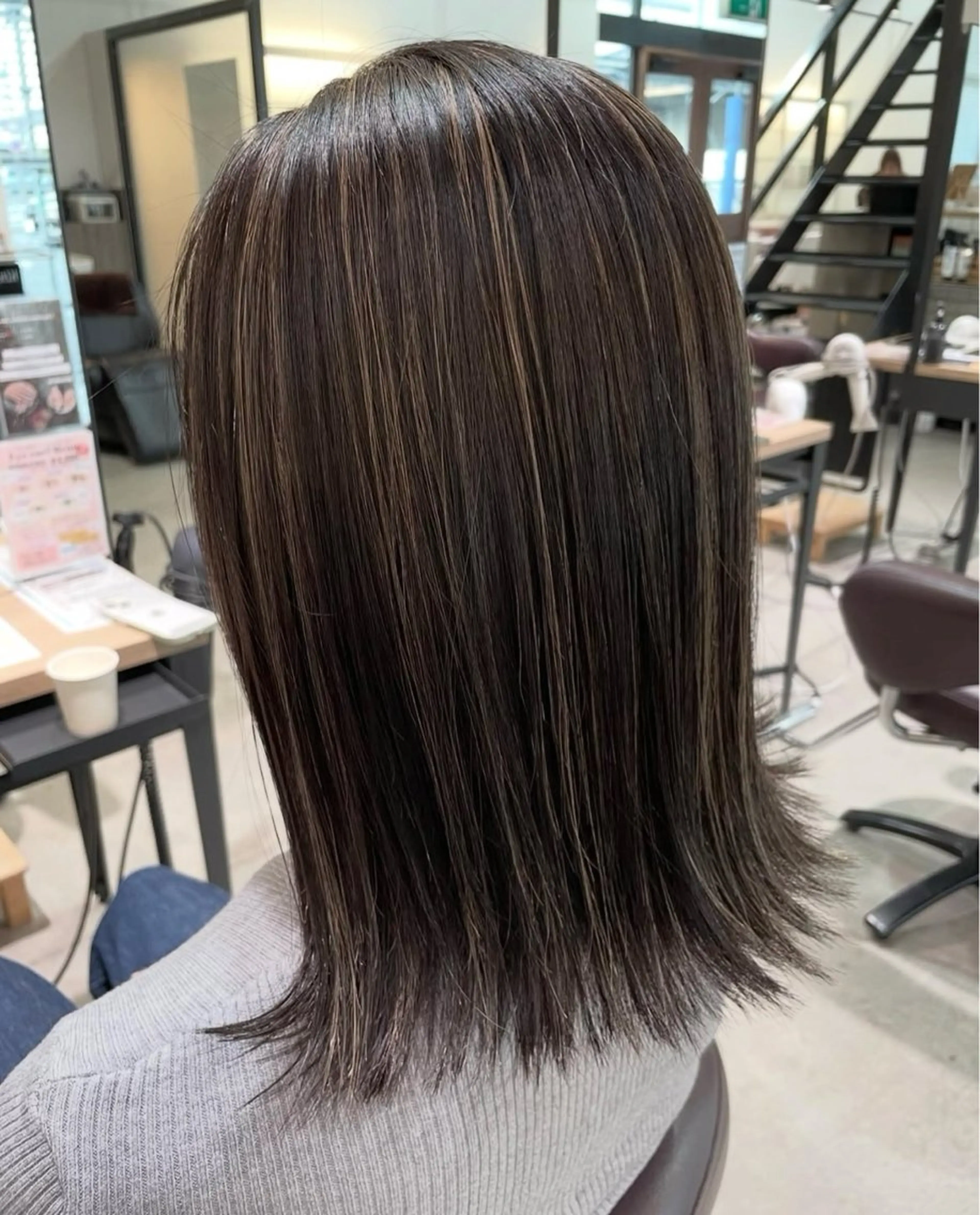 セミロング カラー ハイライトカラー ハイライト GRANDEUR焼津 村越 捺稀のヘアスタイル