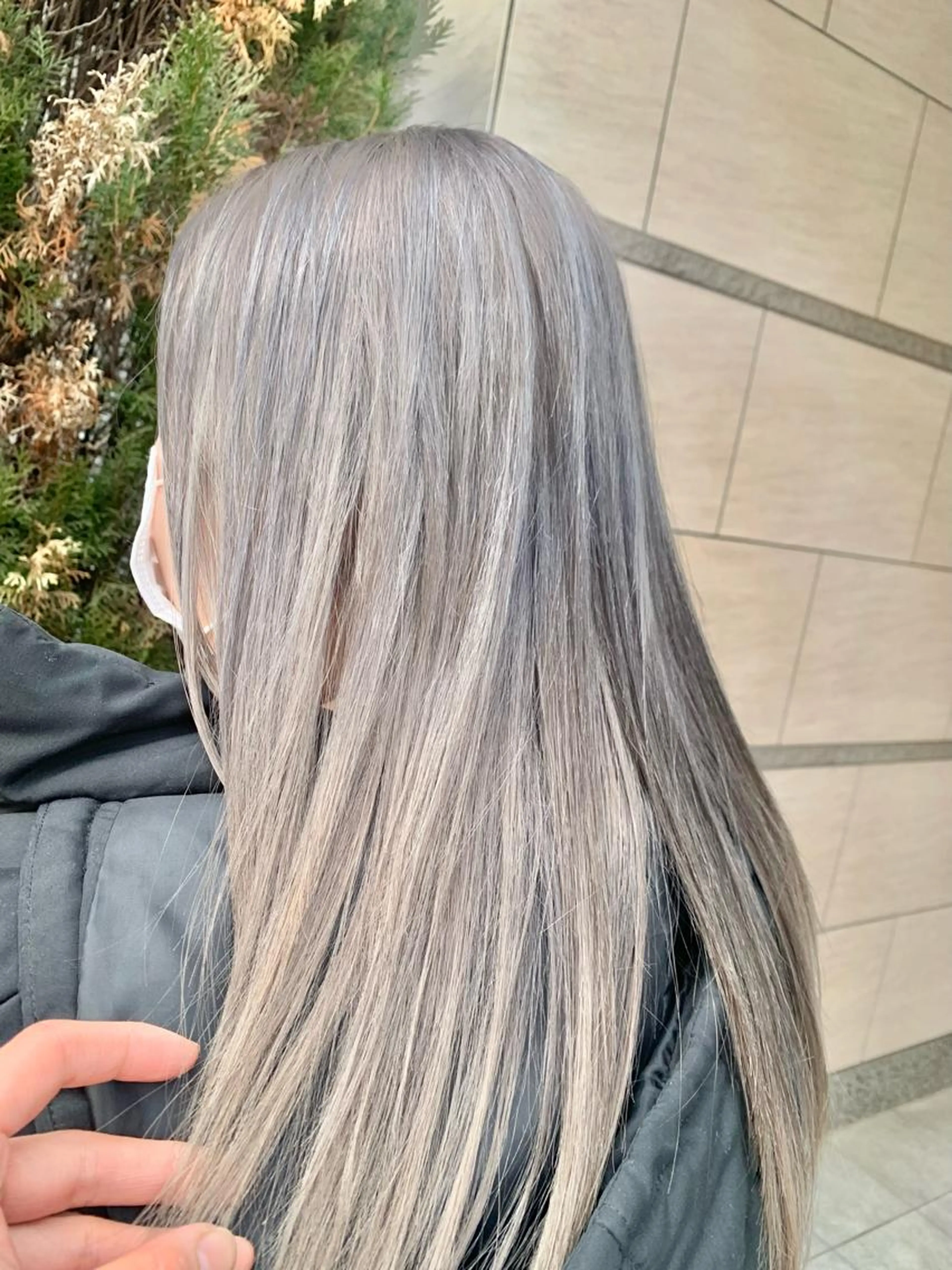 【⚠️10:00〜14:30限定】💎1ブリーチ+アディクシーカラー+前髪カットメニュー ※補足を必ずお読み下さい。の写真