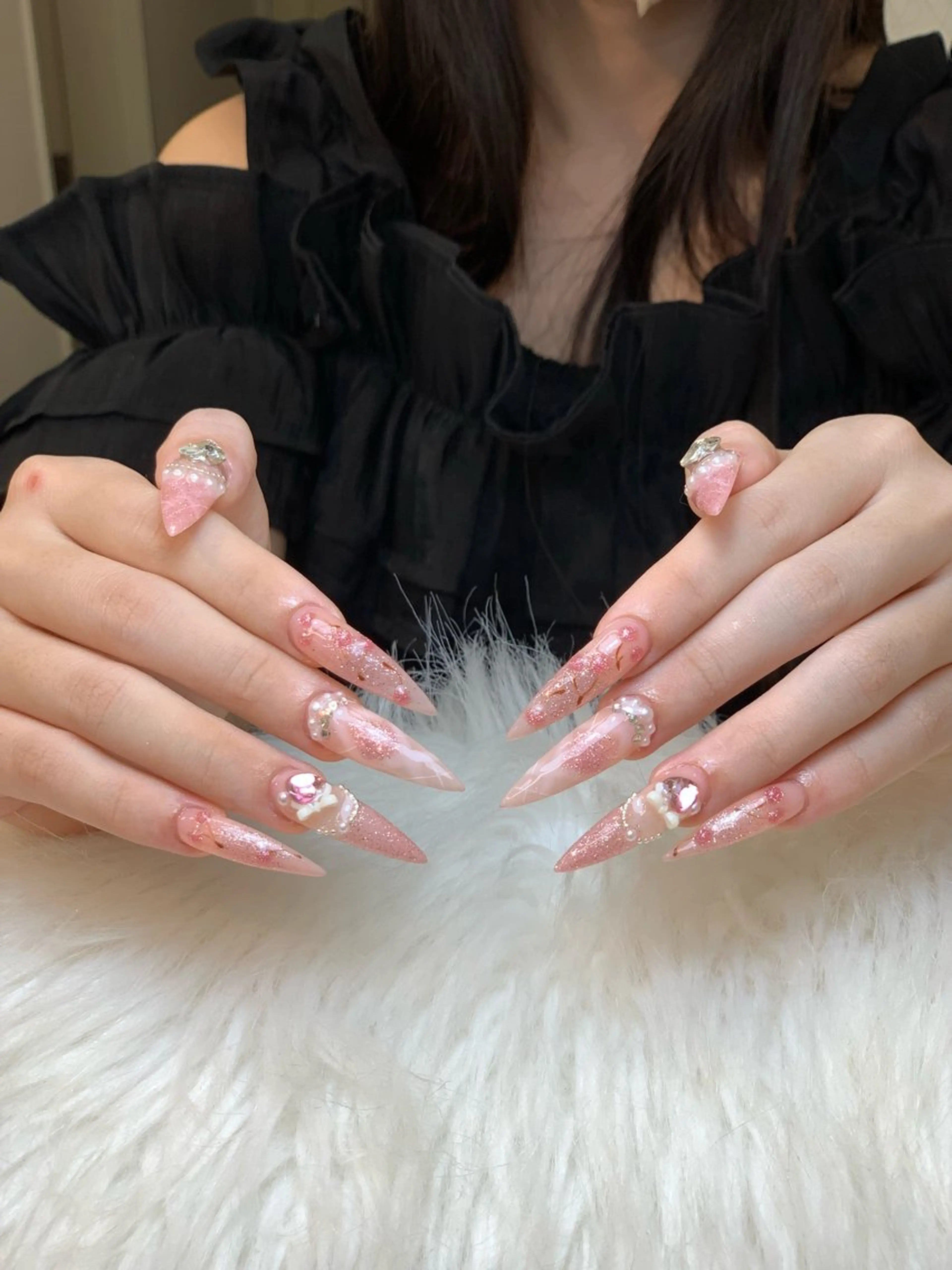 ネイル アートネイル 長さ出し ジェルネイル マグネットネイル ニュアンスネイル ハンドネイル Cloudy Chan Nailのネイルデザイン