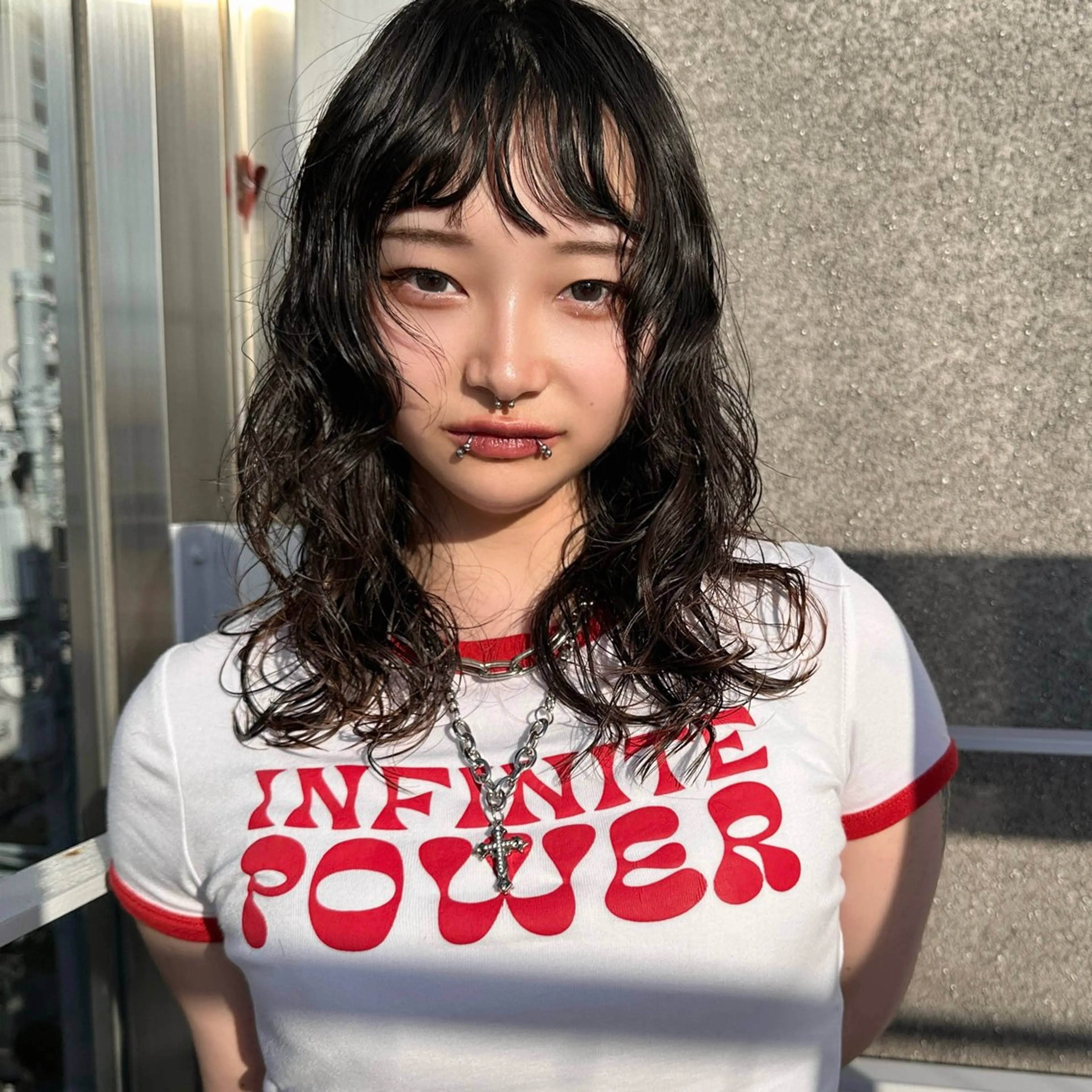 ロング パーマ レイヤーカット FBeauty 青山店所属・透明感カラー& 外国人風パーマのヘアスタイル