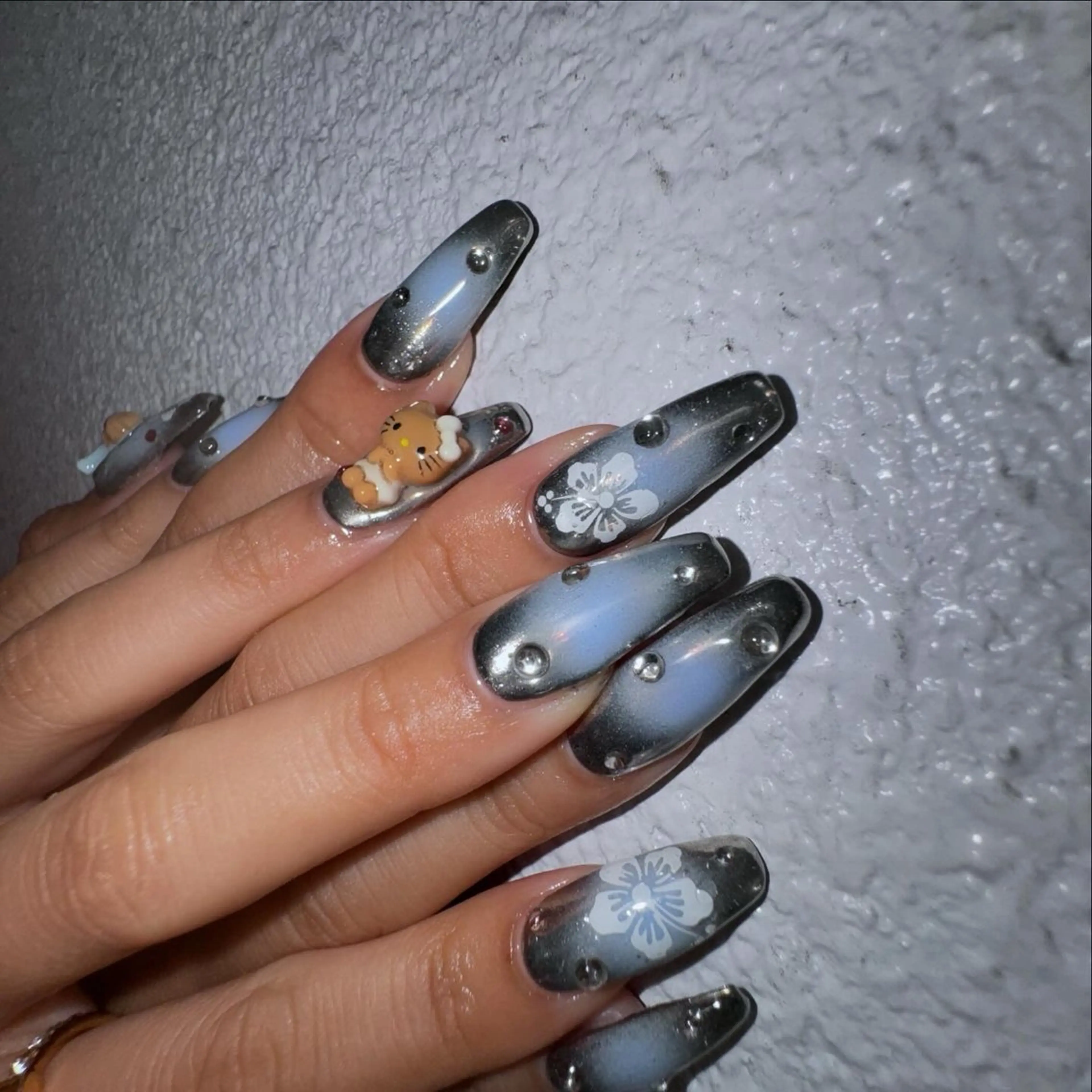 ネイル WOL TOKYO YUURIのネイルデザイン