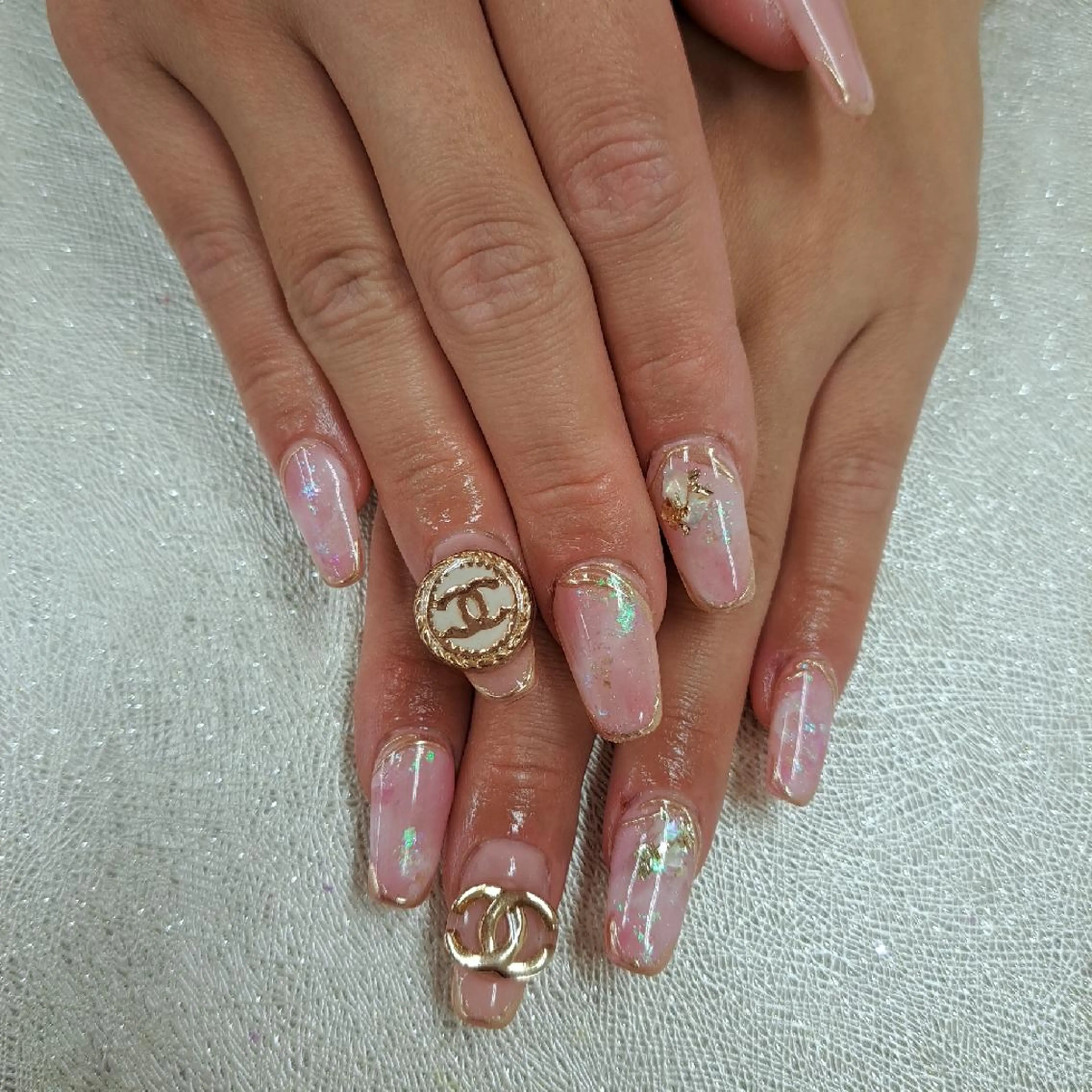 ネイル アートネイル ジェルネイル 持ち込み ニュアンスネイル パラジェル 河野ちえ (雑誌掲載サロン)のネイルデザイン