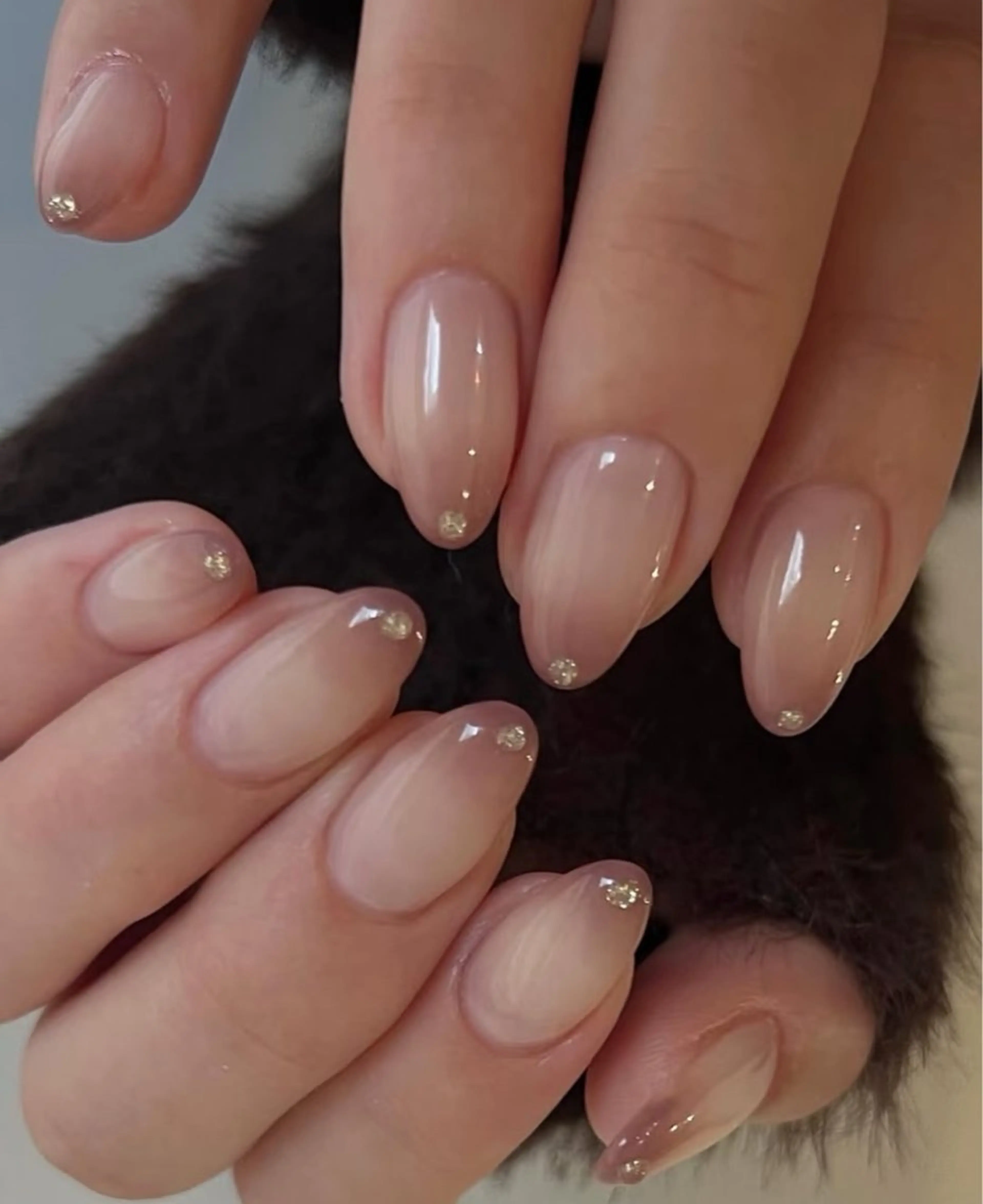 ネイル ハンドネイル チョウ 🦋のネイルデザイン