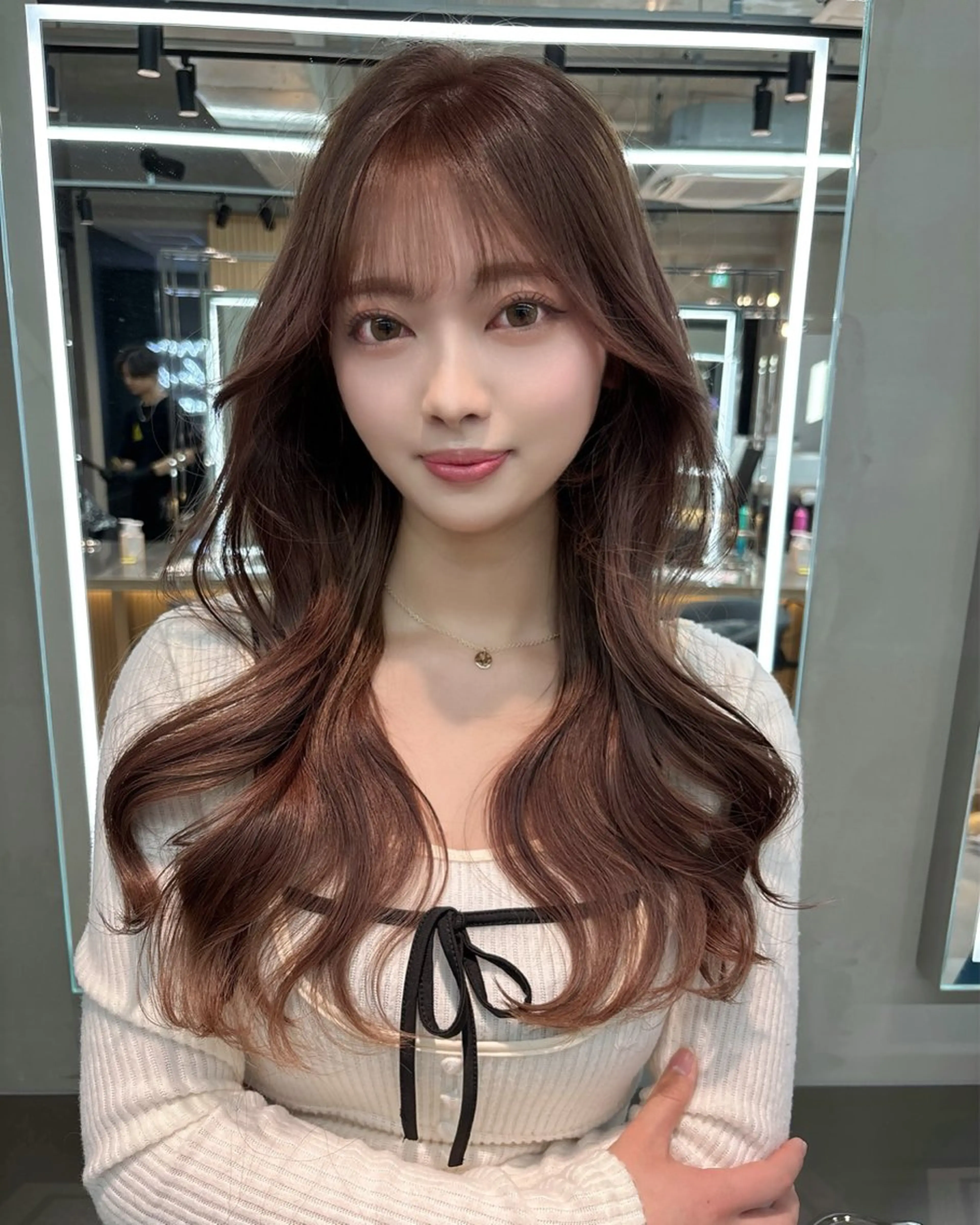 セミロング カラー 透明感カラー ボブ 顔まわりレイヤー 韓国風ヘア レイヤーカット ミディアムレイヤー 特化/吉村　清志のヘアスタイル