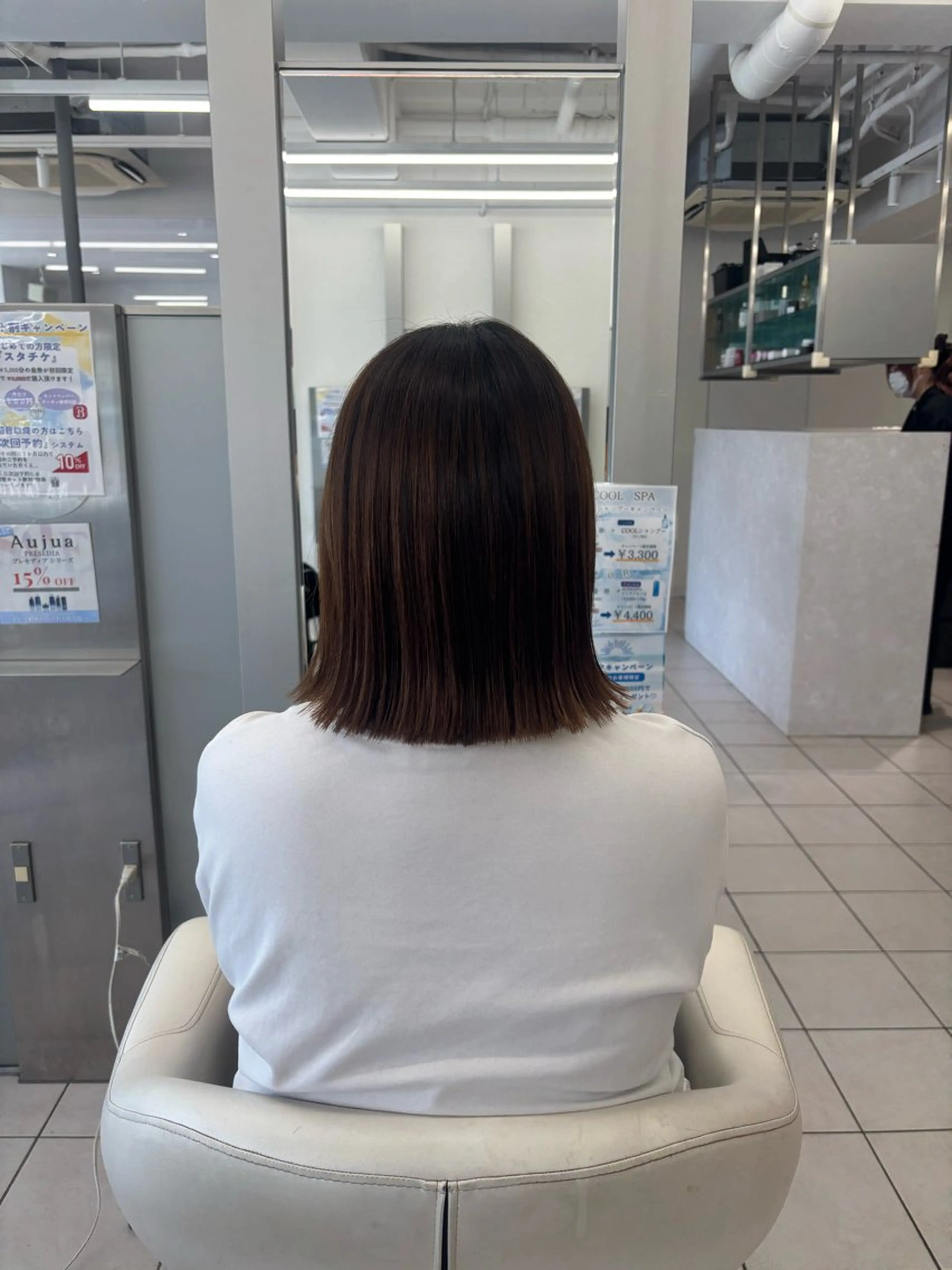 ミディアム ボブ カット Miki❤️✨ ツヤカラー🪄🫧のヘアスタイル
