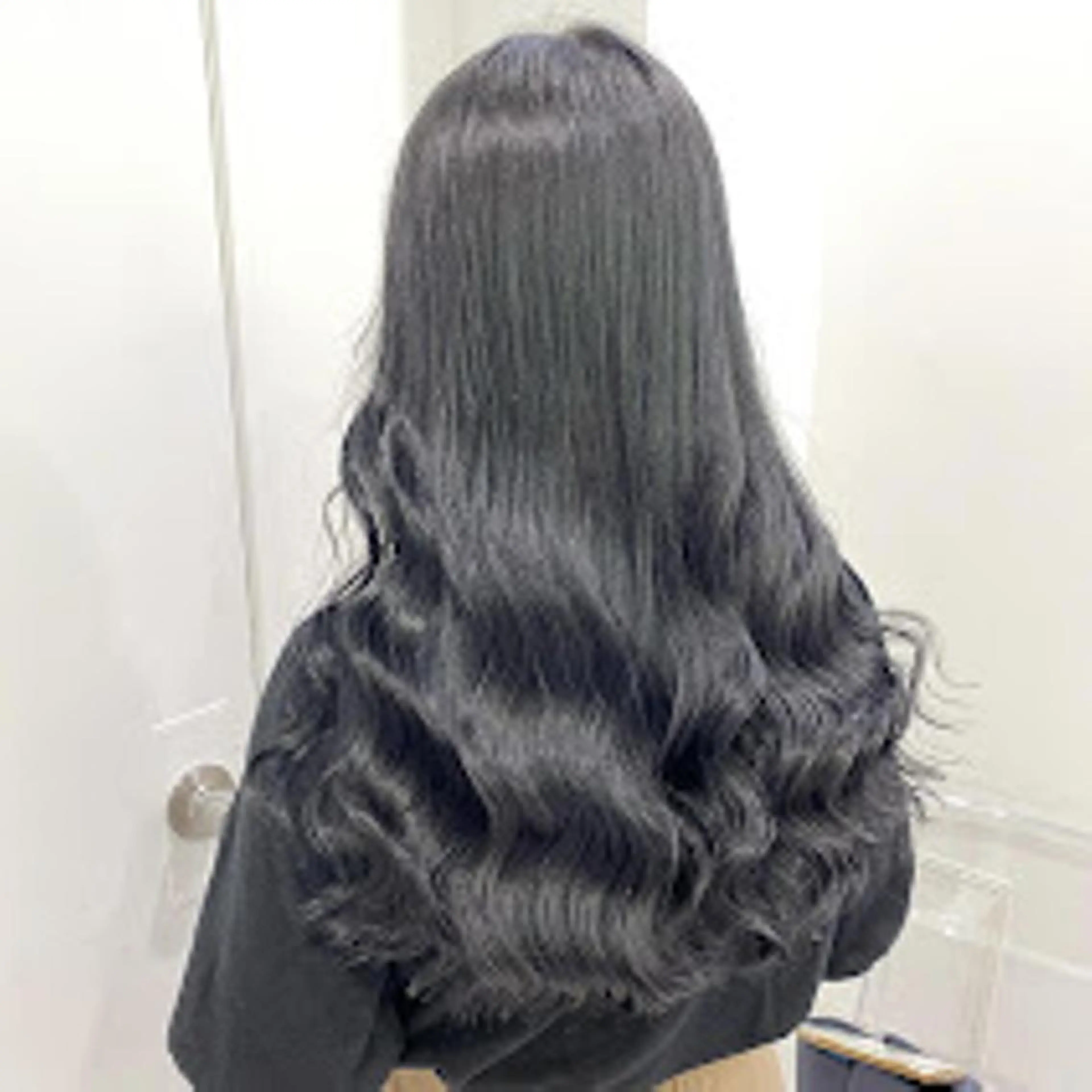 カラー official TUNE銀座🪄✨のヘアスタイル